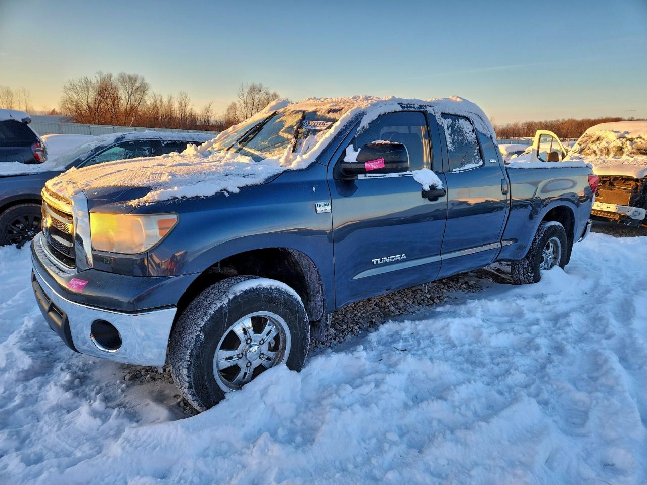 TOYOTA TUNDRA DOU 2010