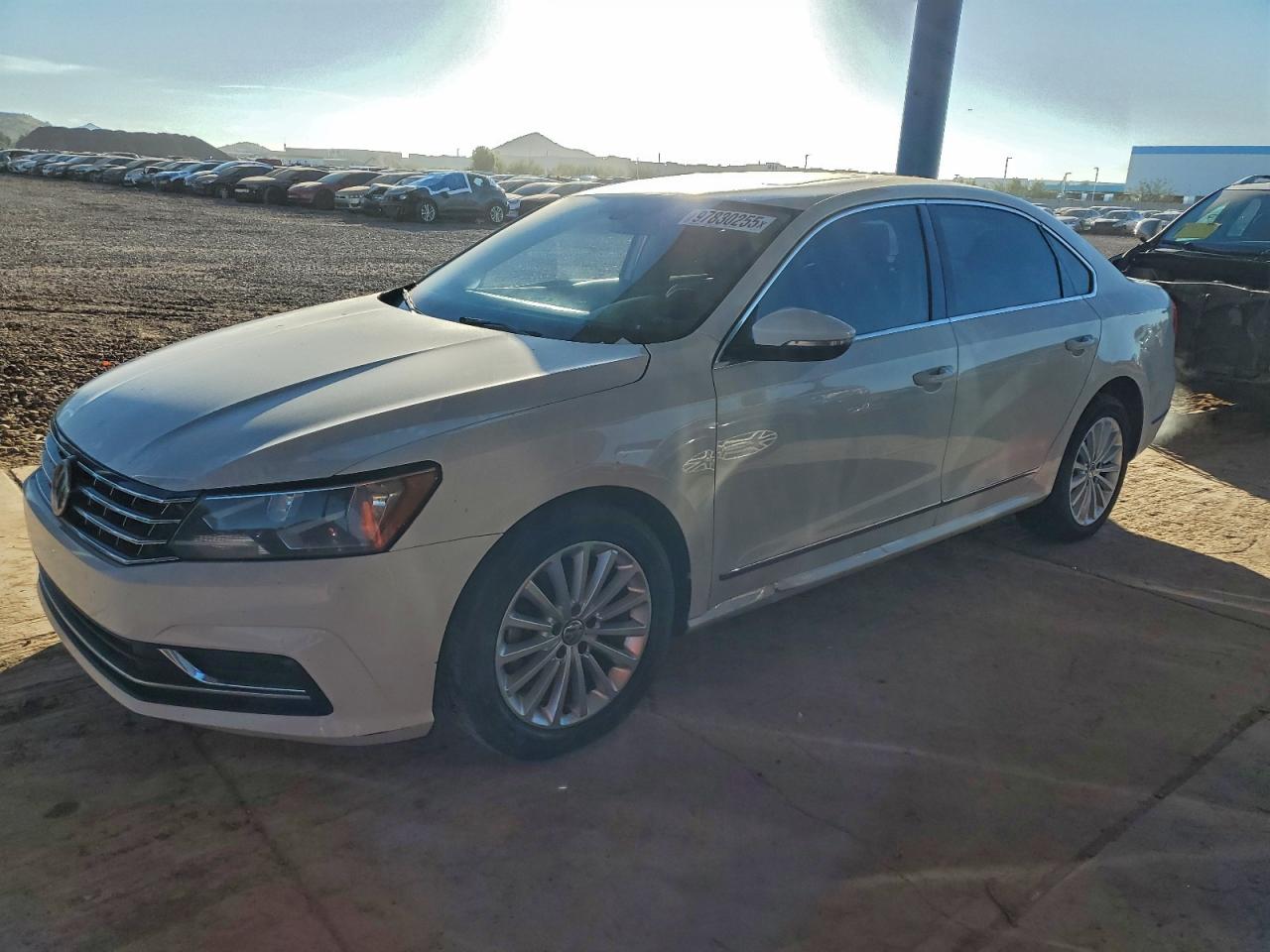 VOLKSWAGEN PASSAT SE 2016