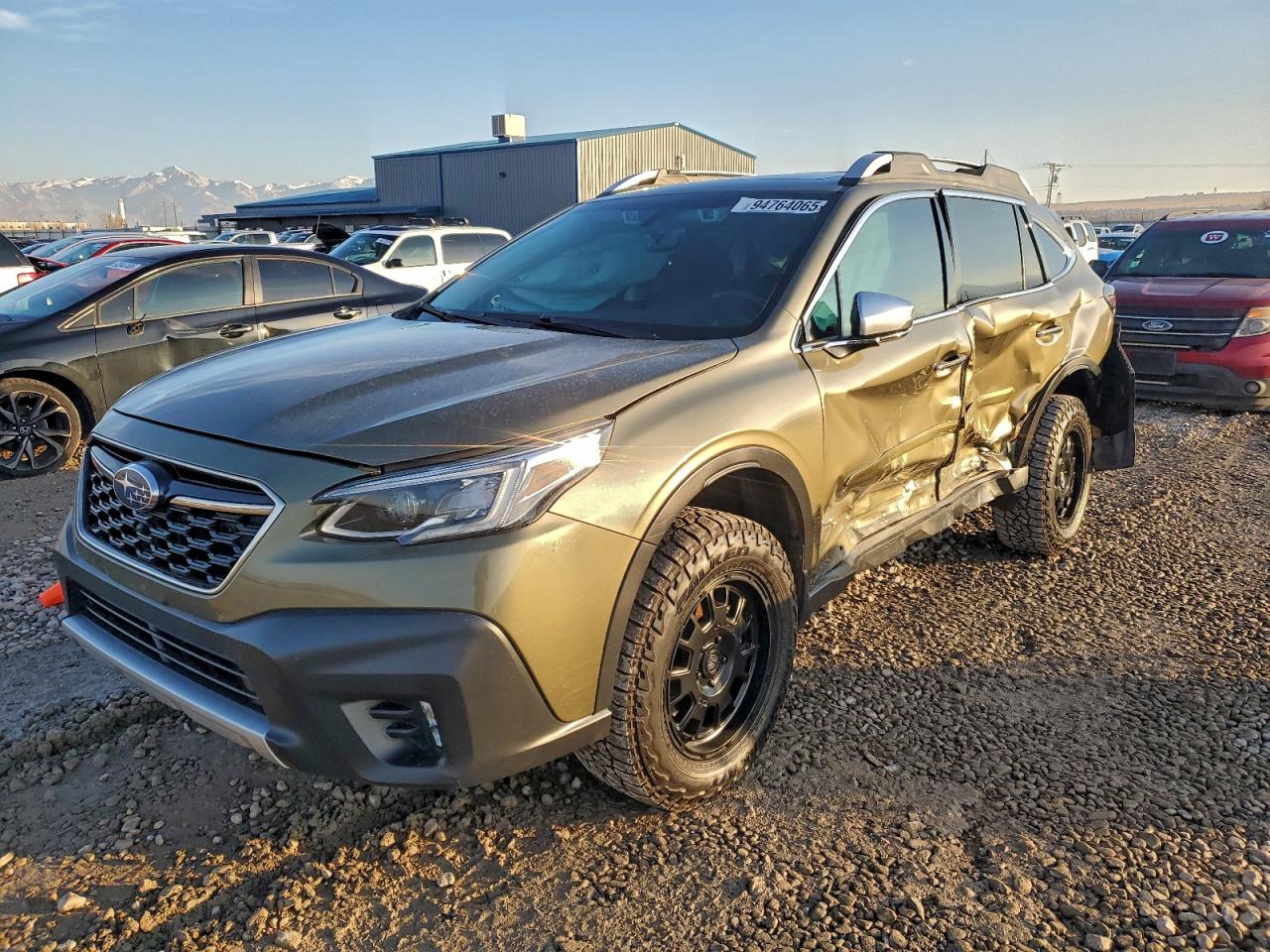 SUBARU OUTBACK 2020
