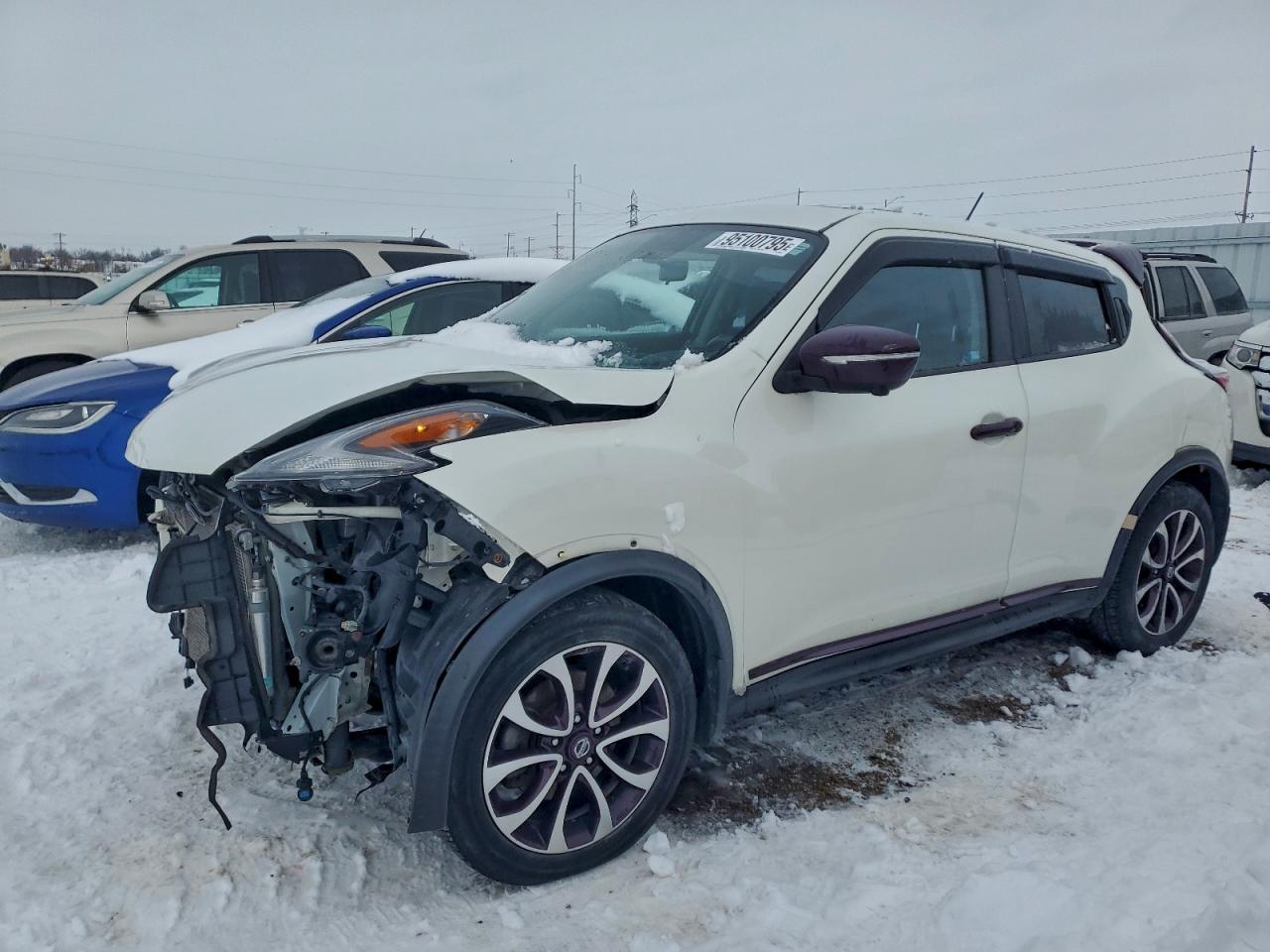 NISSAN JUKE 2015