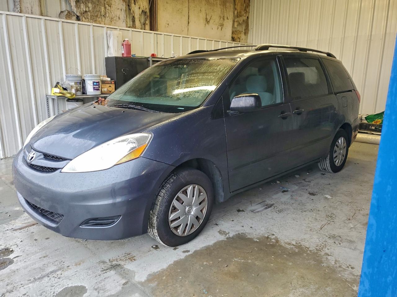 TOYOTA SIENNA CE 2006