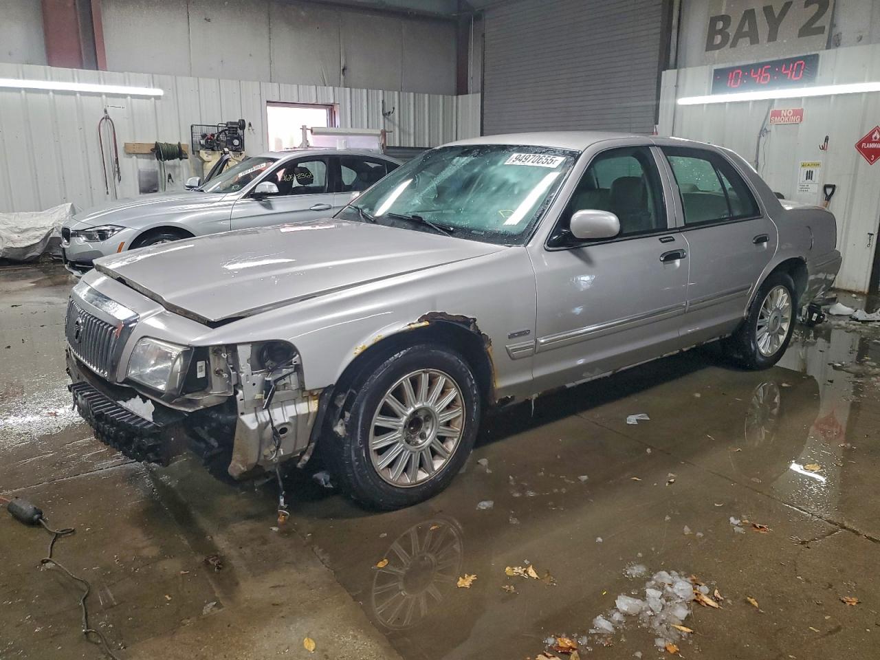MERCURY GRAND MARQUIS 2009