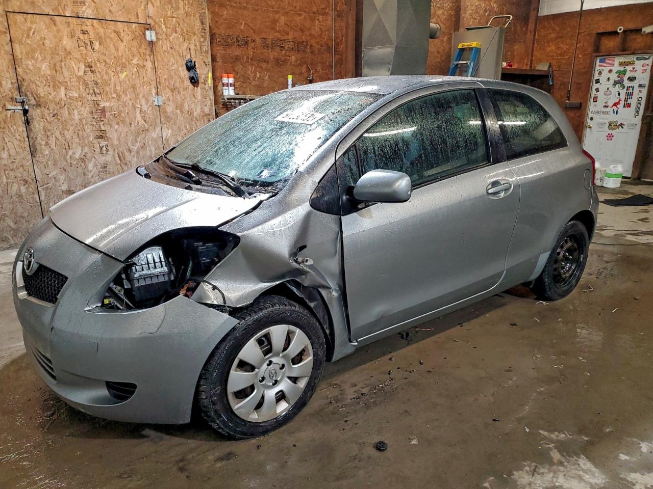 TOYOTA YARIS 2008