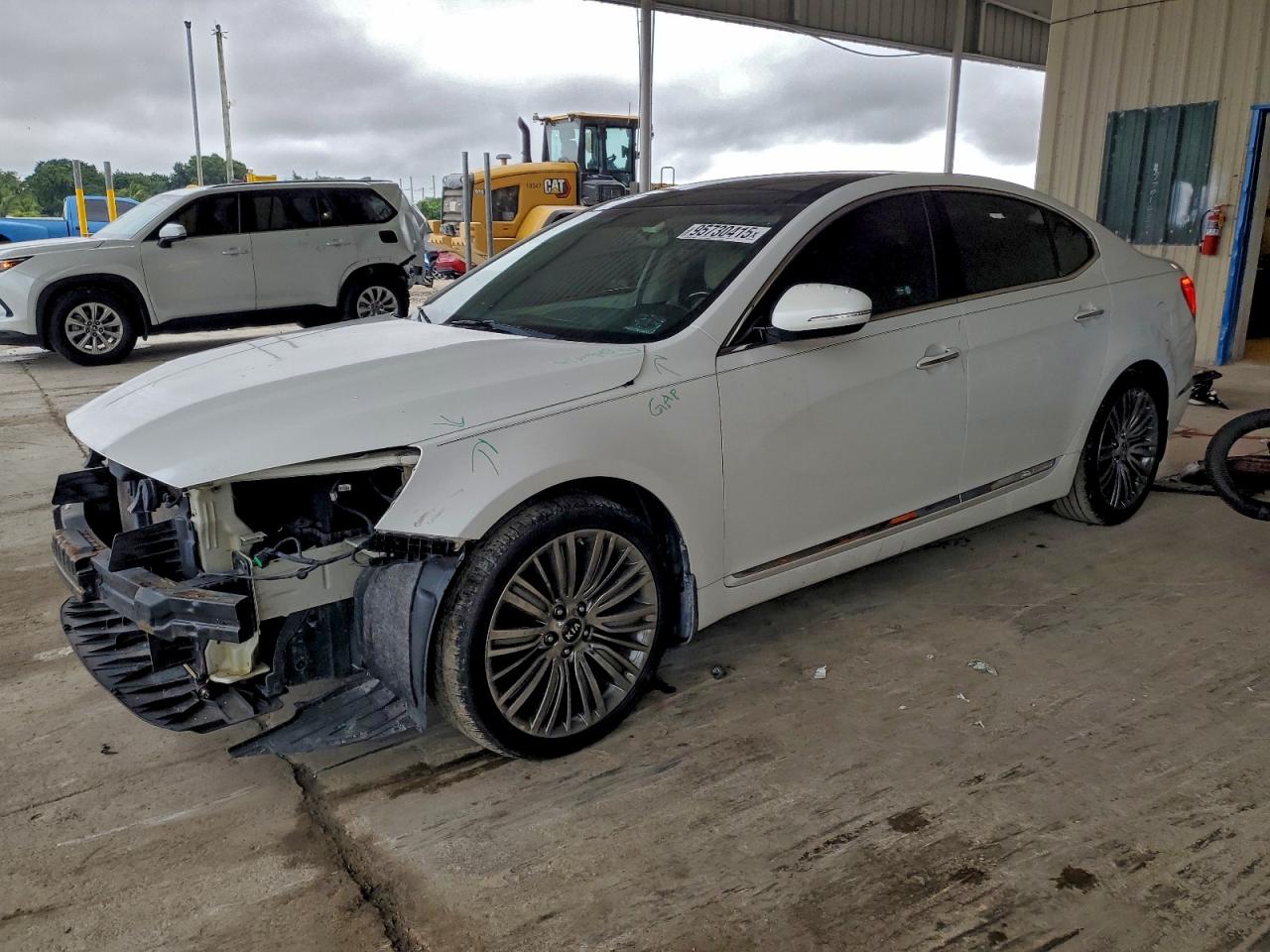 KIA CADENZA 2015