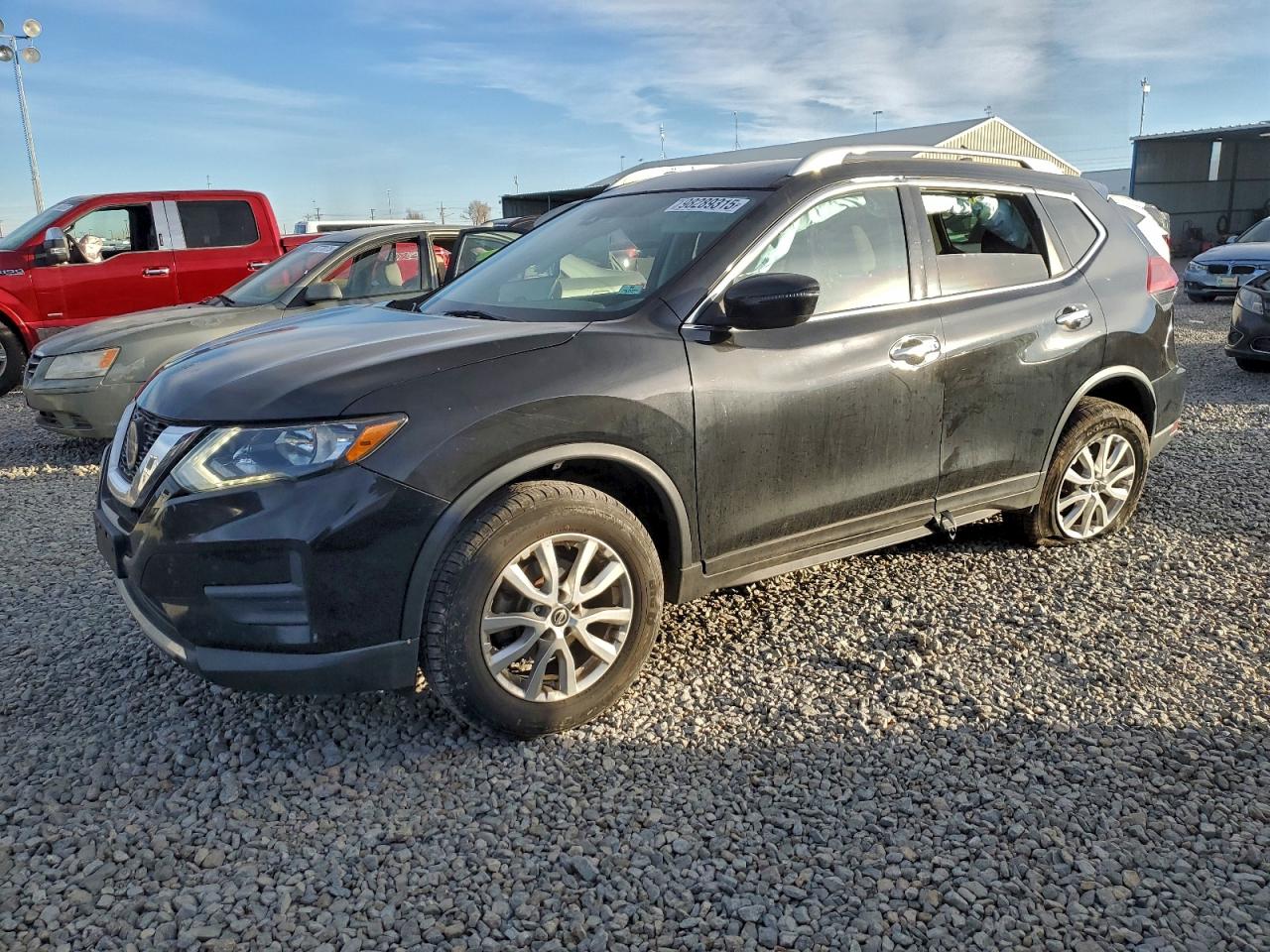 NISSAN ROGUE 2019