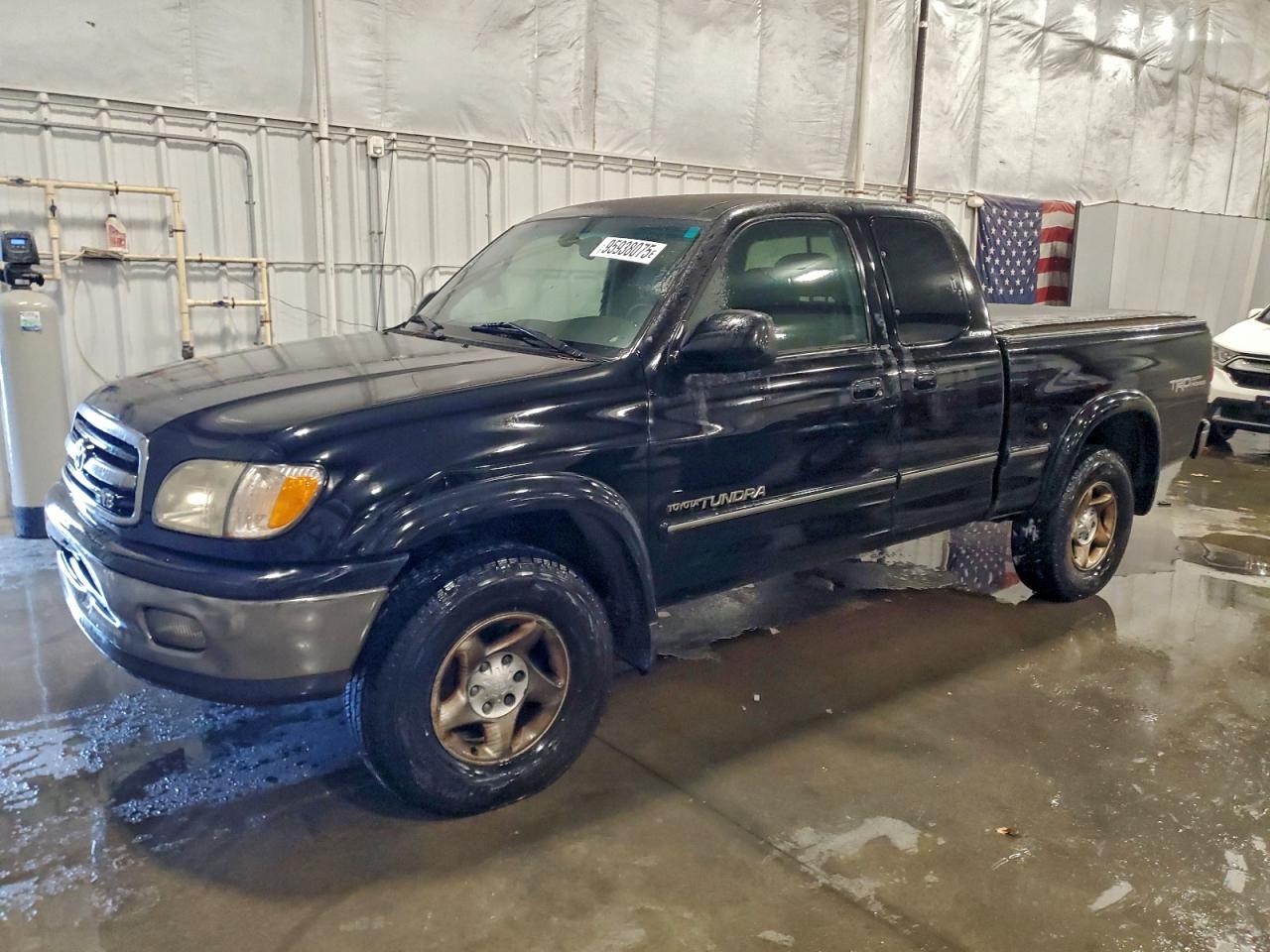 TOYOTA TUNDRA ACC 2002