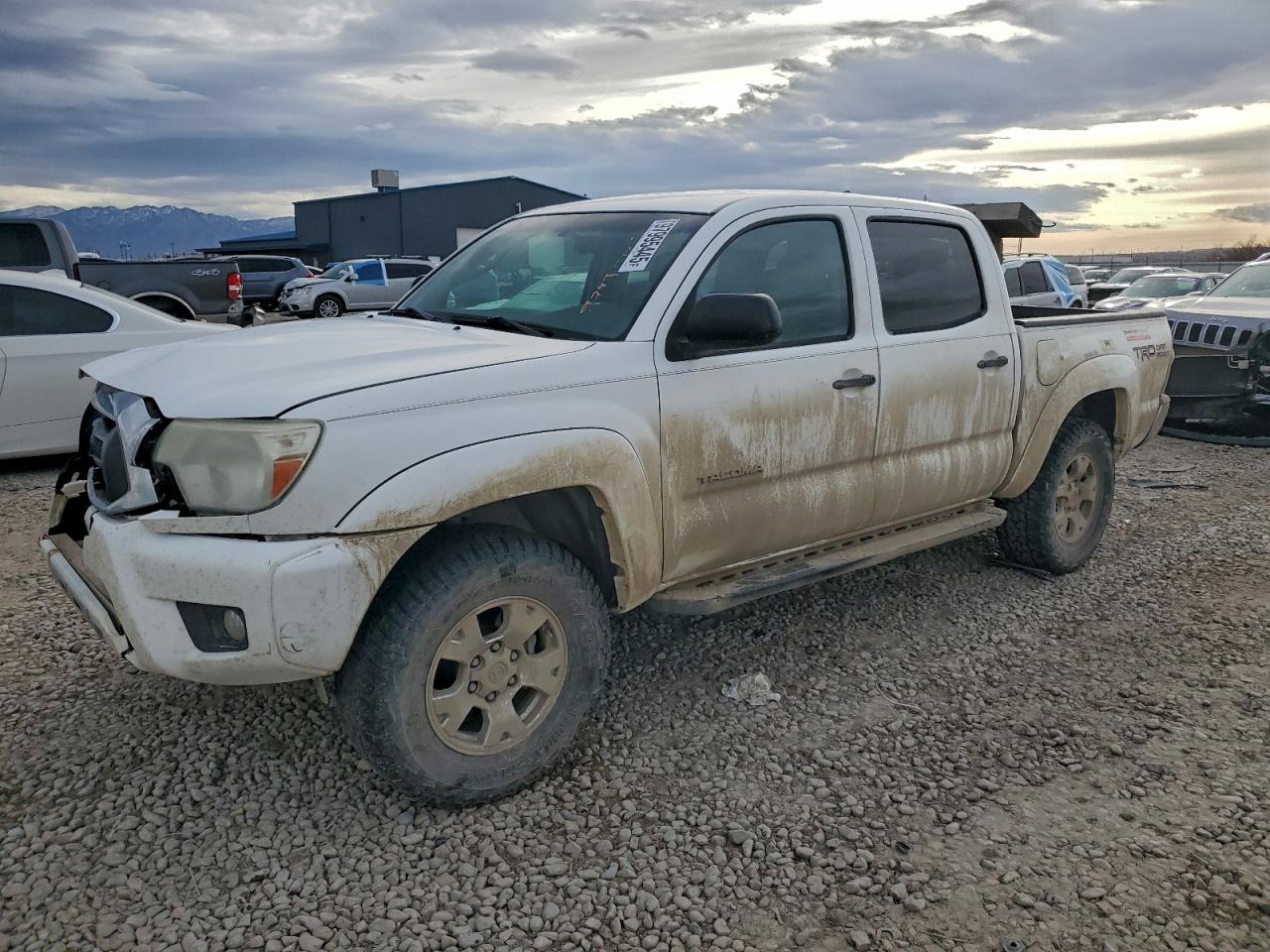 TOYOTA TACOMA 2015