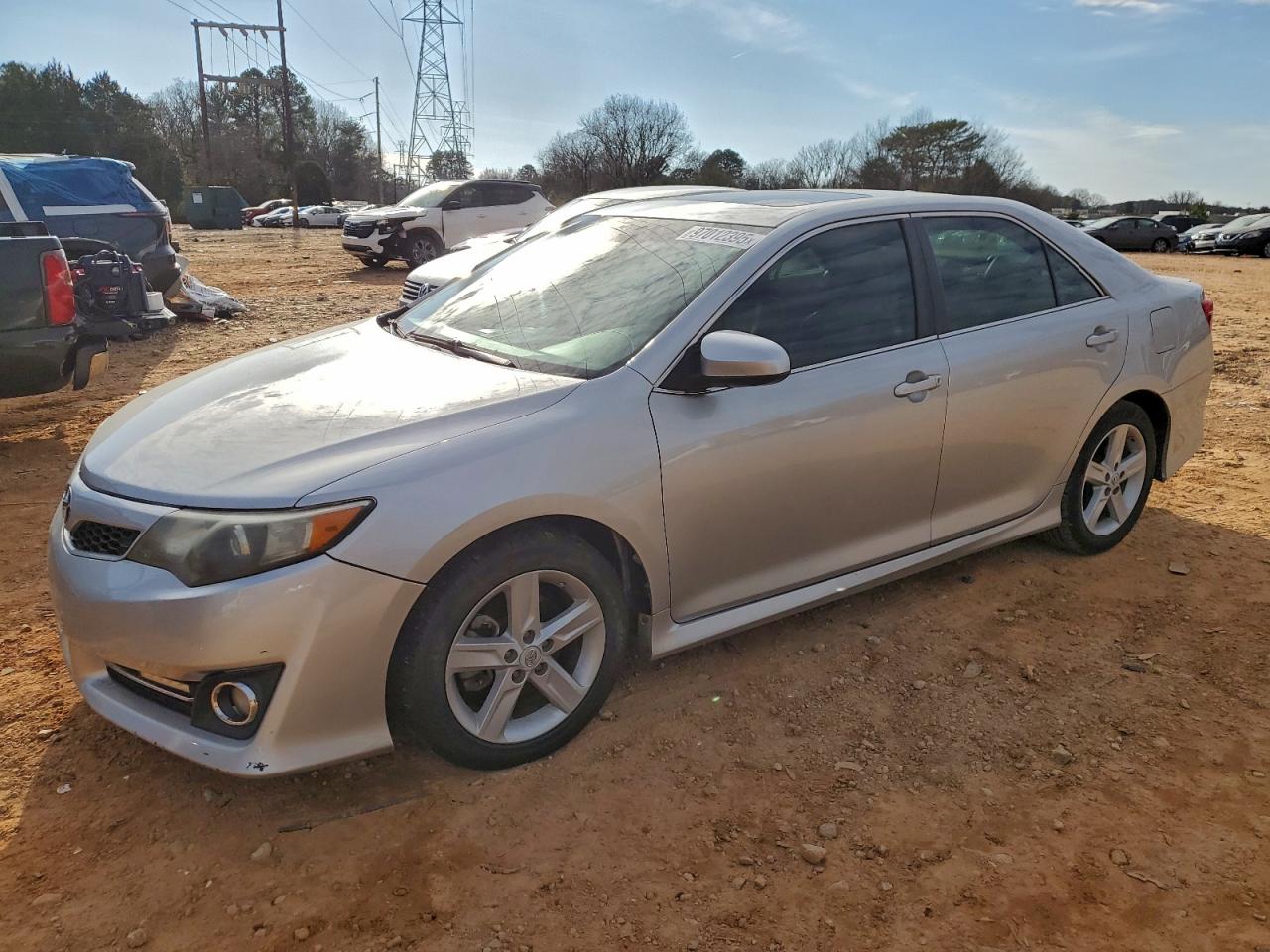 TOYOTA CAMRY BASE 2012