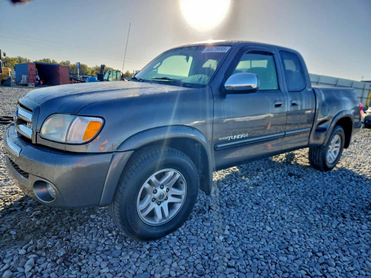 TOYOTA TUNDRA ACC 2004