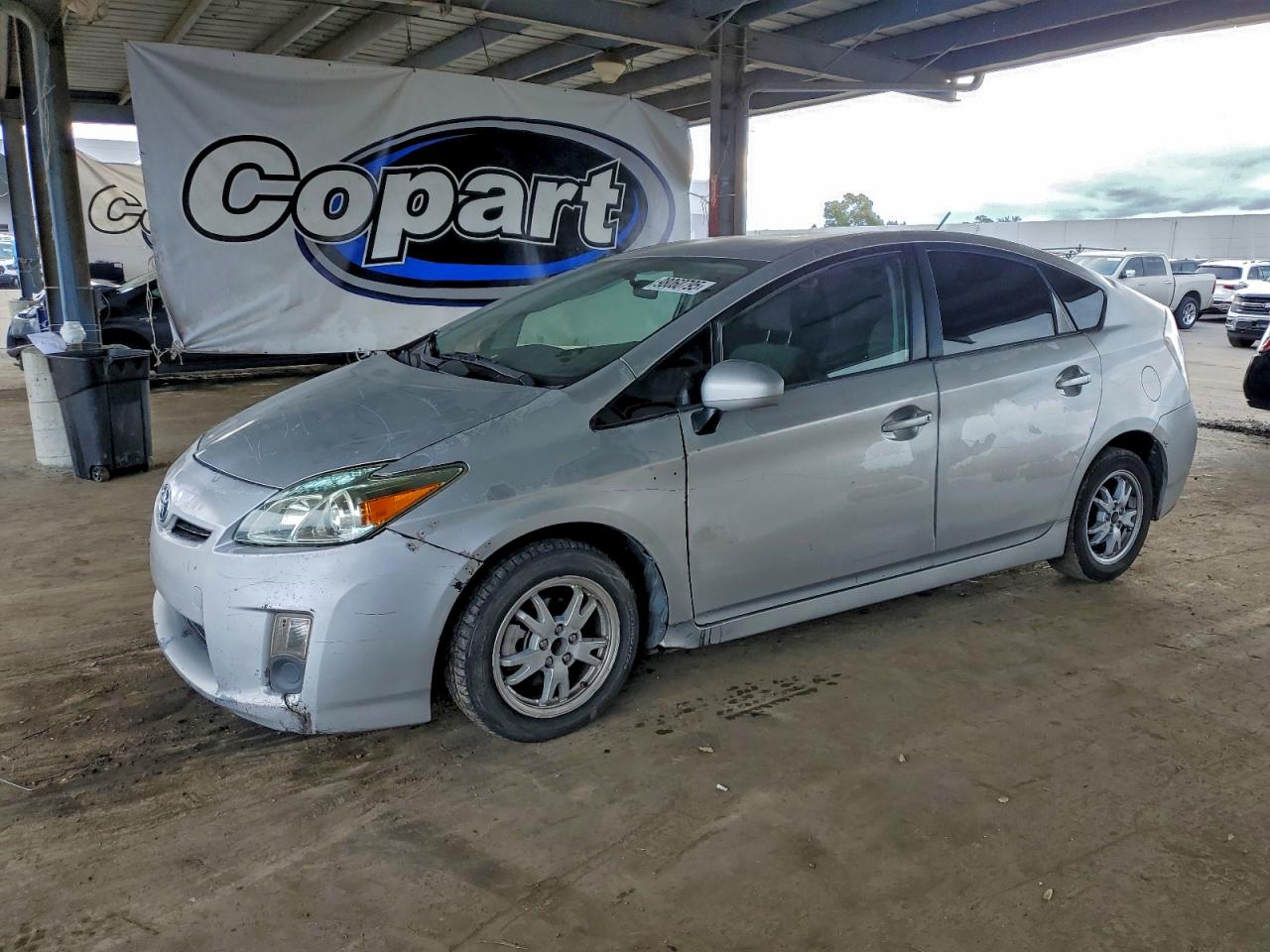 TOYOTA PRIUS 2010