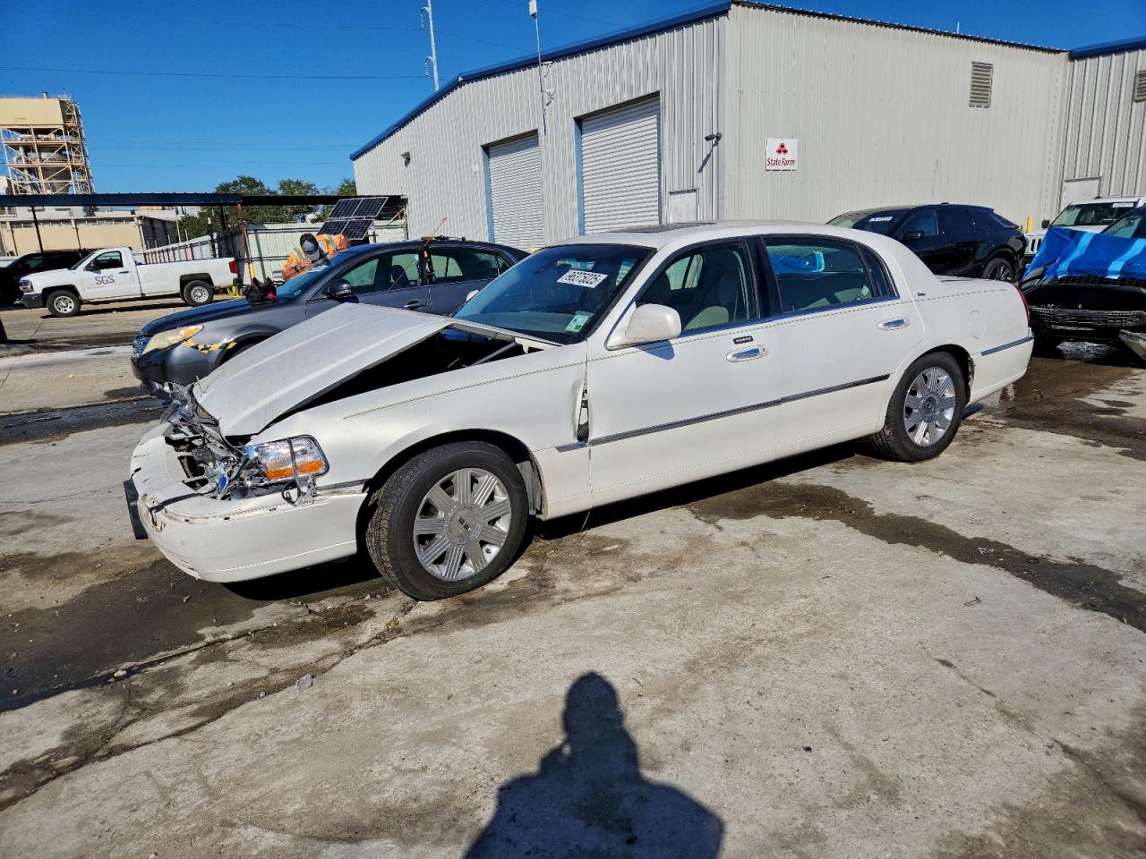 LINCOLN TOWN CAR C 2003