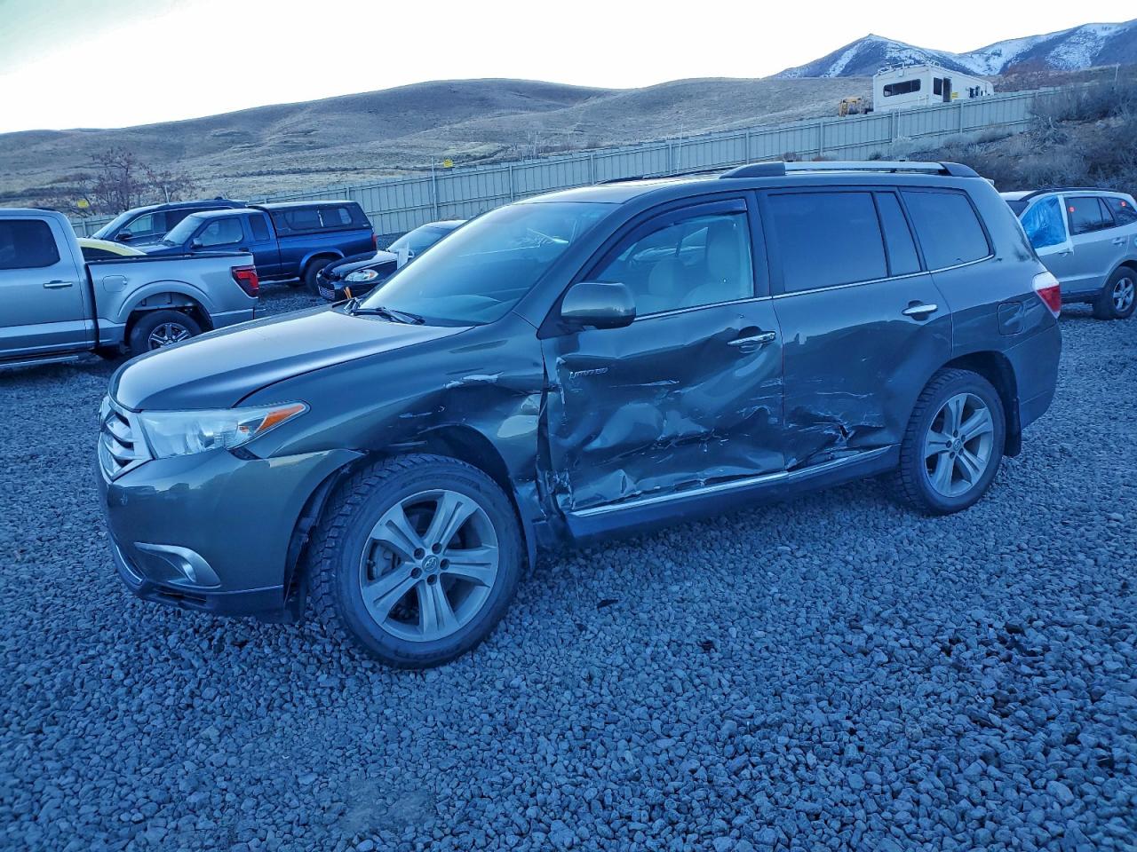 TOYOTA HIGHLANDER 2012