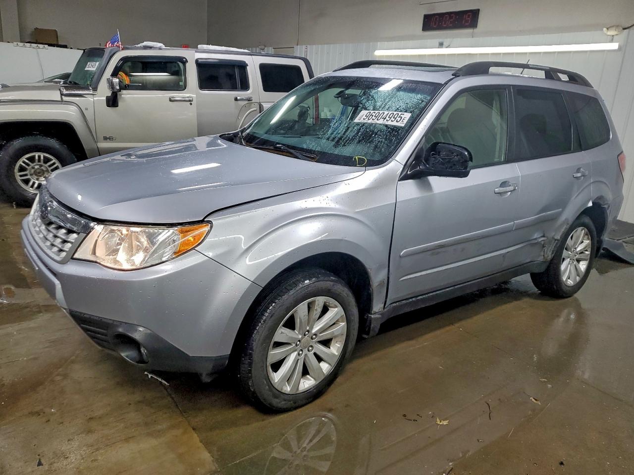 SUBARU FORESTER L 2012