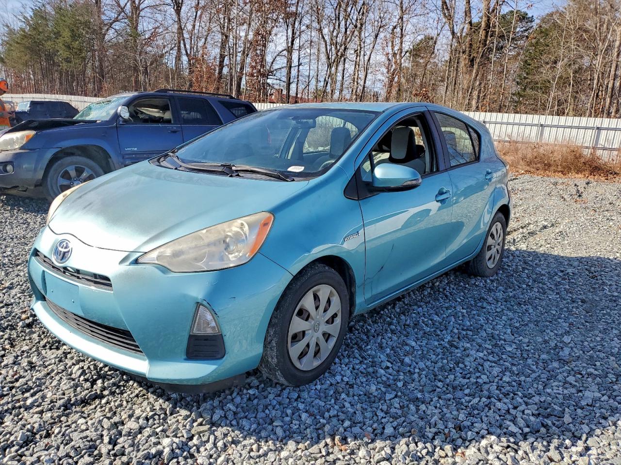 TOYOTA PRIUS C 2012
