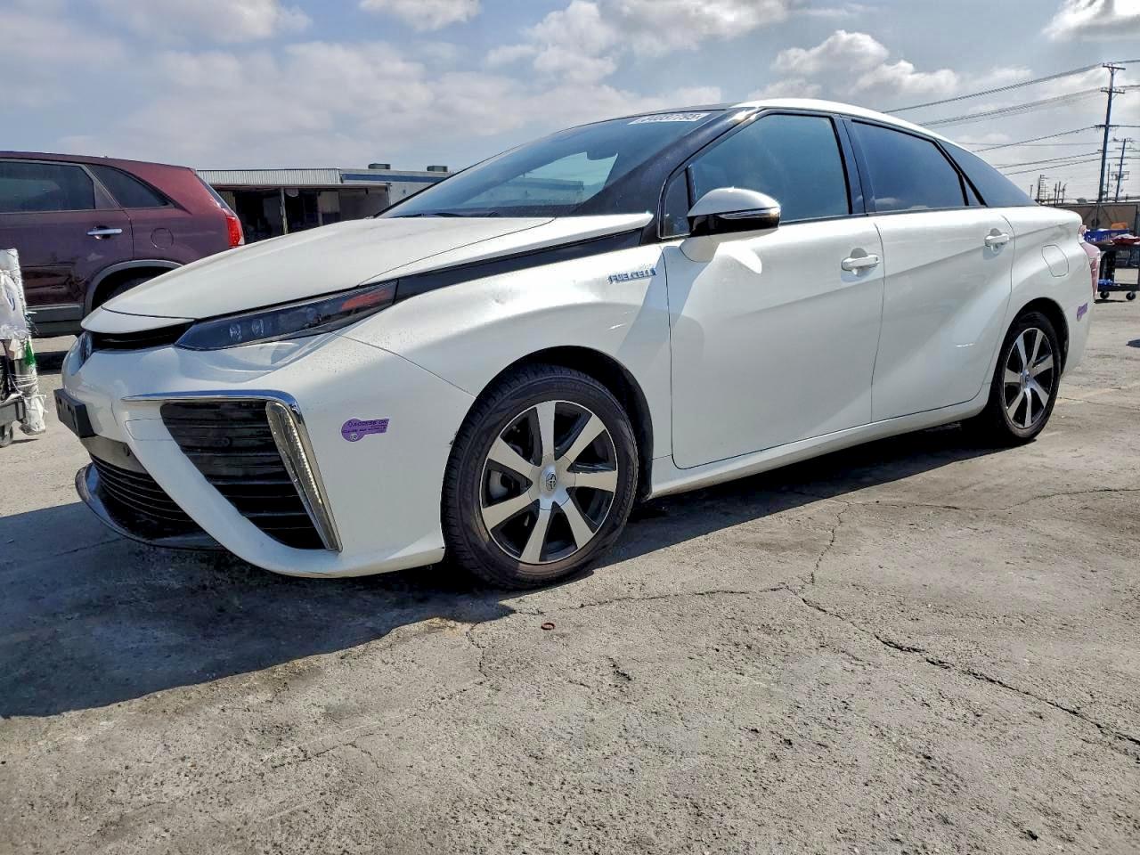 TOYOTA MIRAI 2019