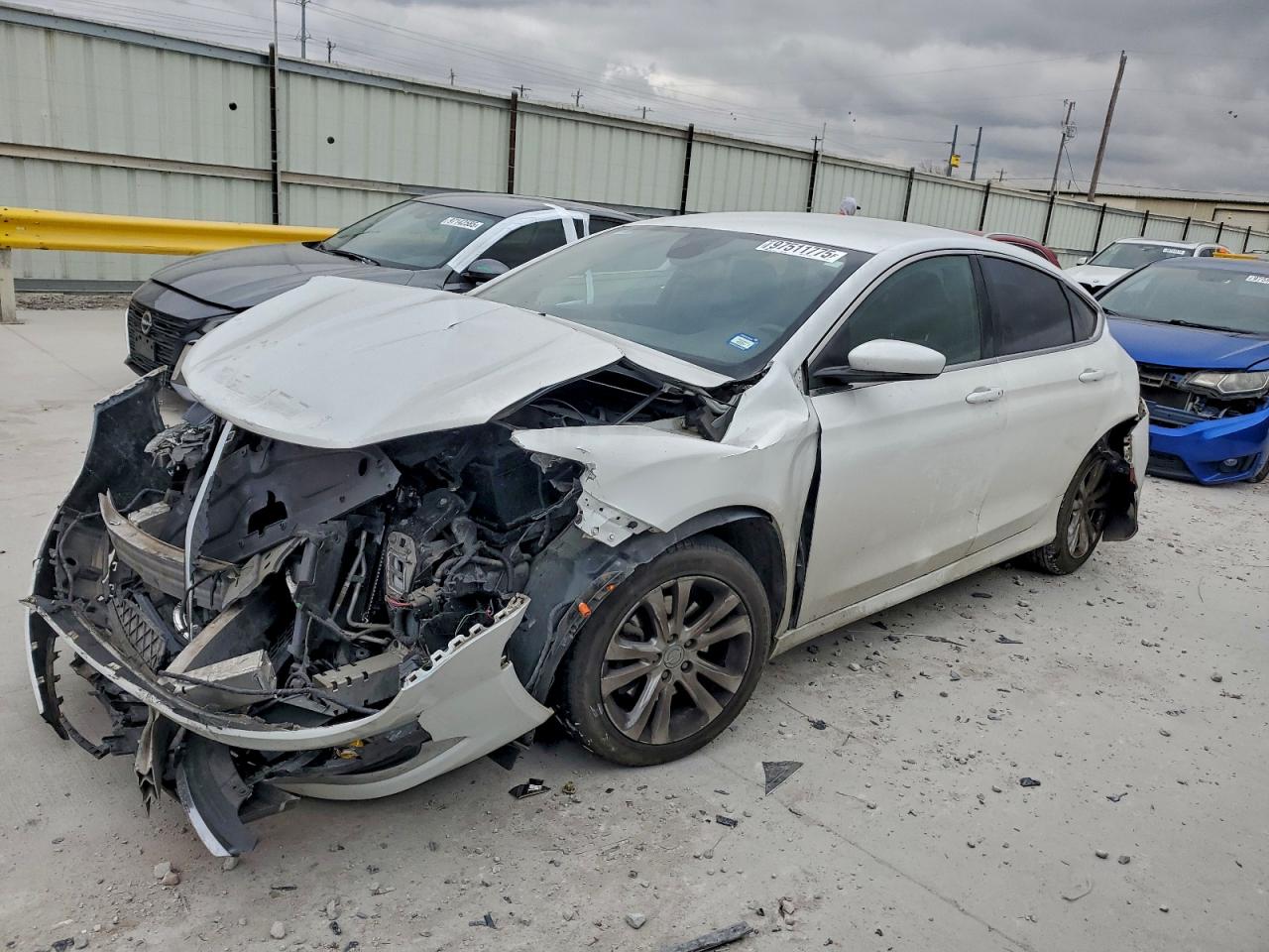 CHRYSLER 200 LIMITE 2016