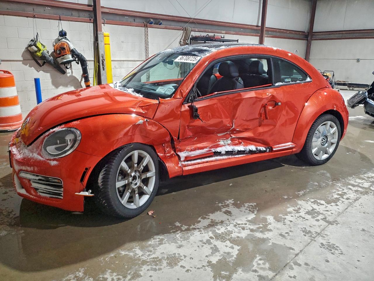 VOLKSWAGEN BEETLE SE 2017