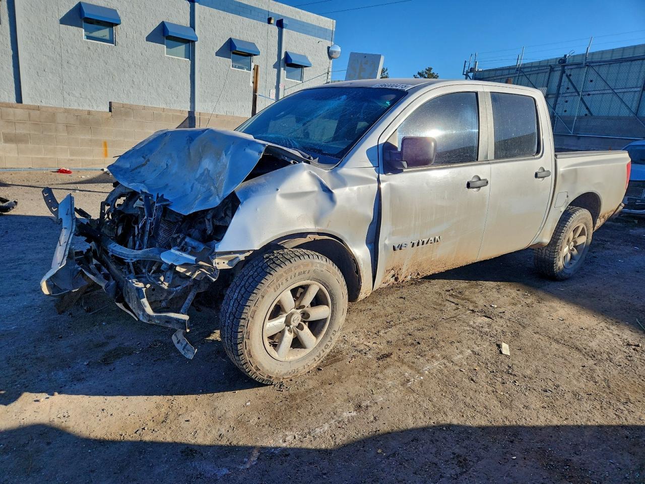 NISSAN TITAN 2011