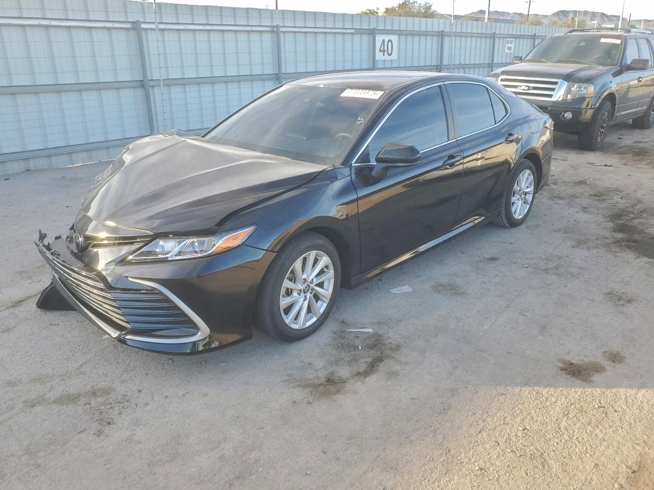 TOYOTA CAMRY LE 2024