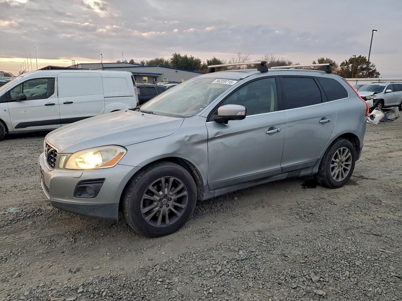 VOLVO XC60 2010