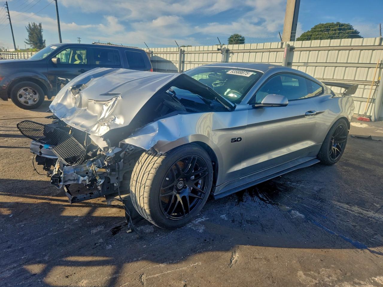 FORD MUSTANG 2020
