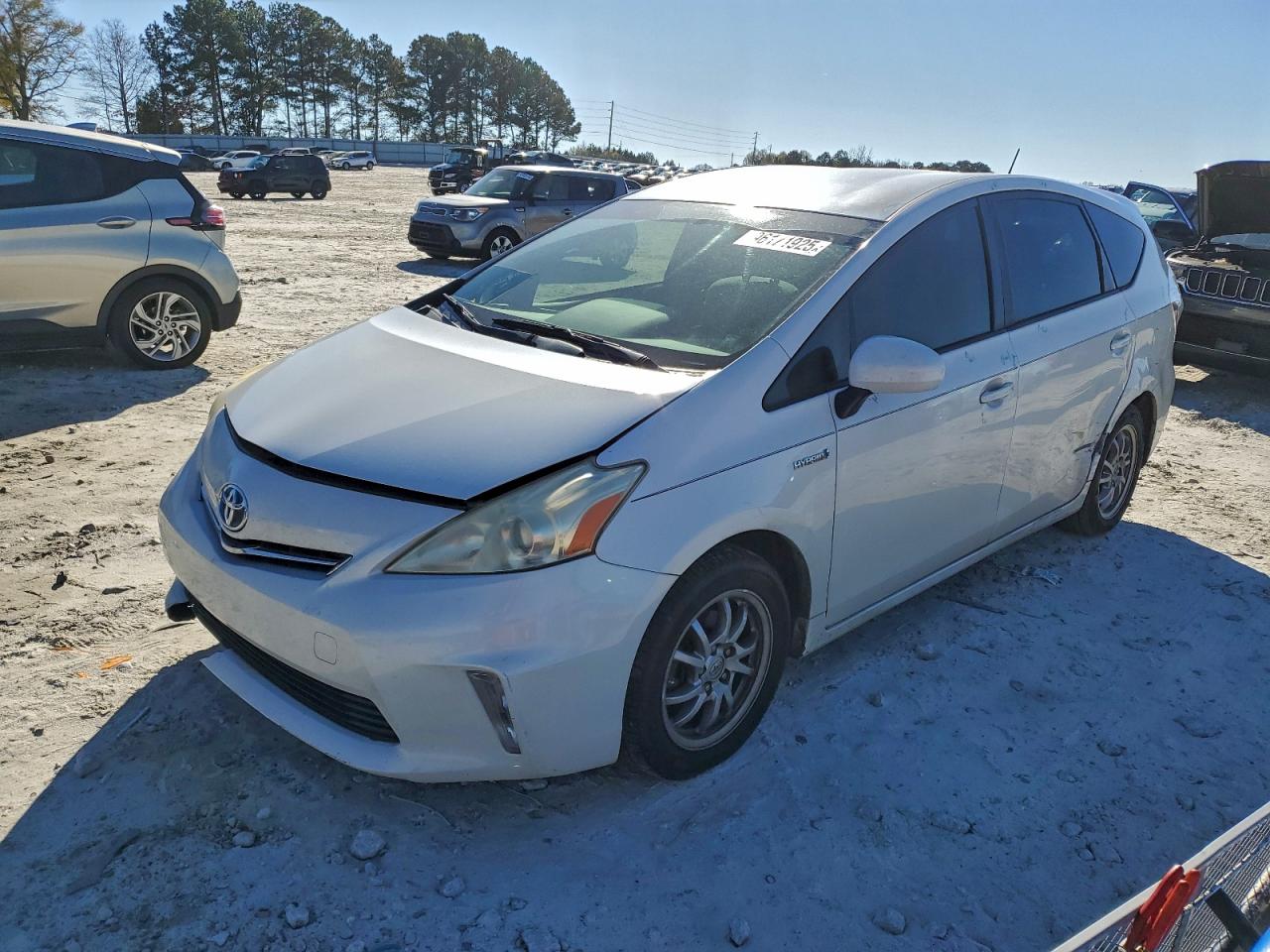 TOYOTA PRIUS V 2013