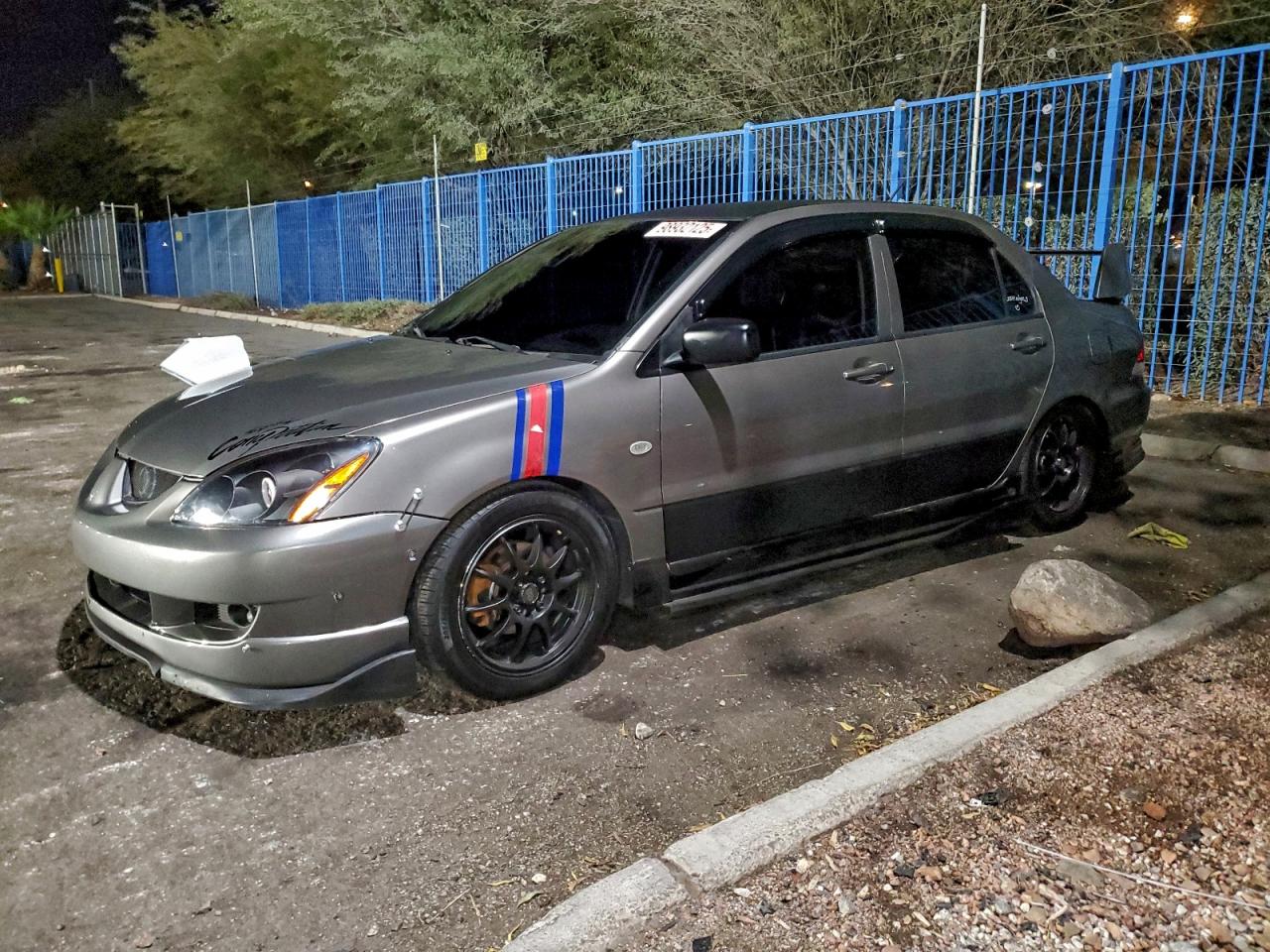 MITSUBISHI LANCER ES 2004