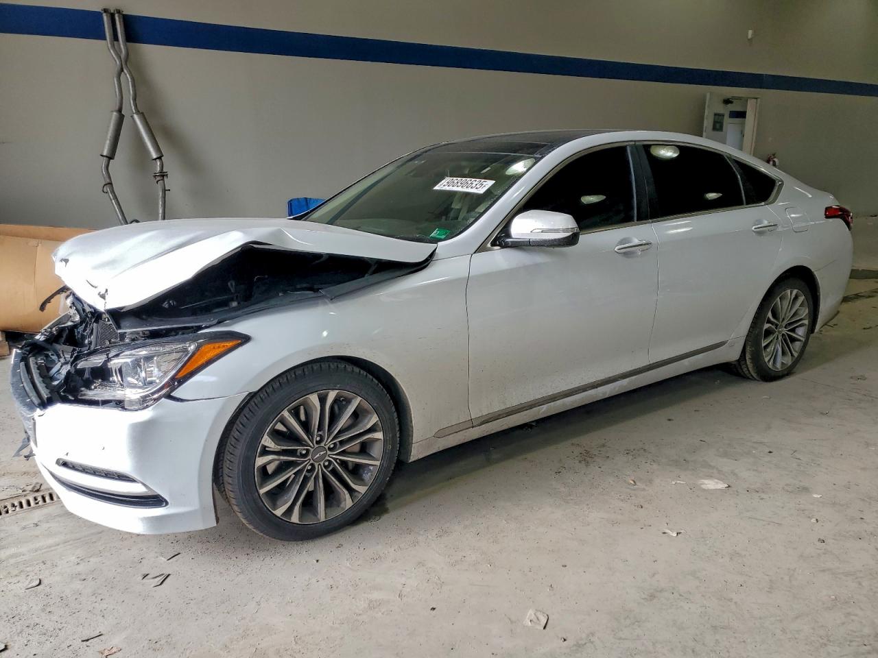 HYUNDAI GENESIS 3. 2015