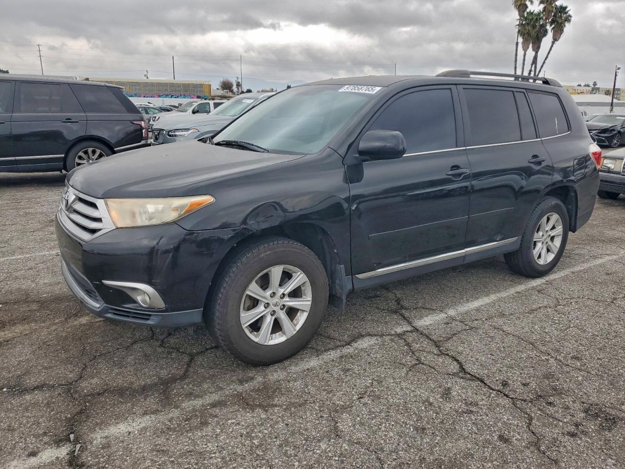 TOYOTA HIGHLANDER 2011
