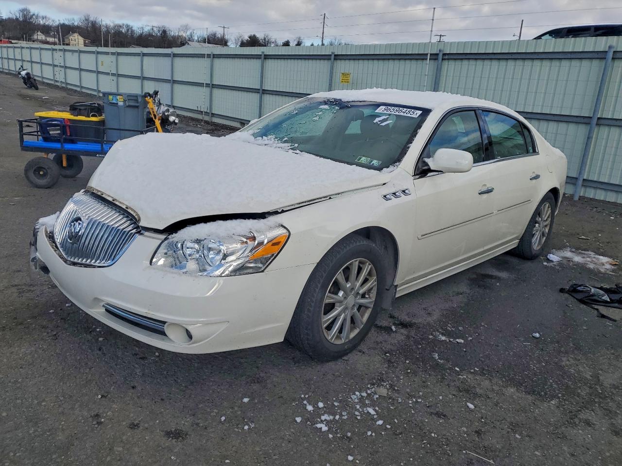 BUICK LUCERNE CX 2011