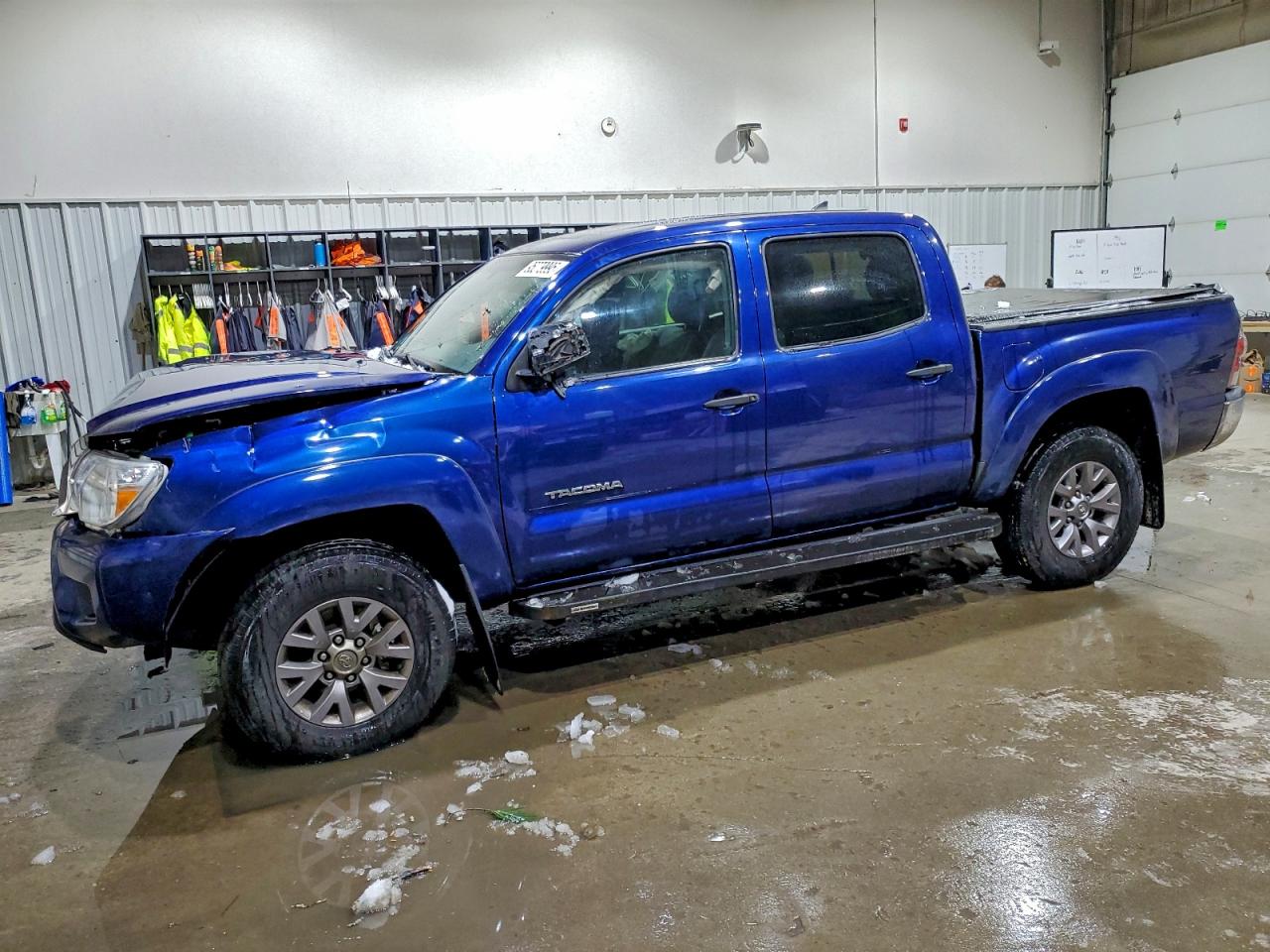 TOYOTA TACOMA 2015