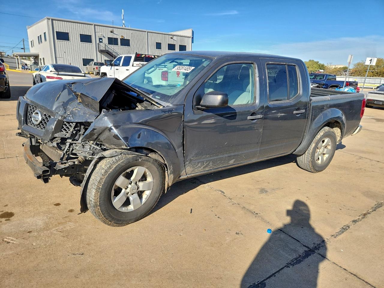 NISSAN FRONTIER 2012