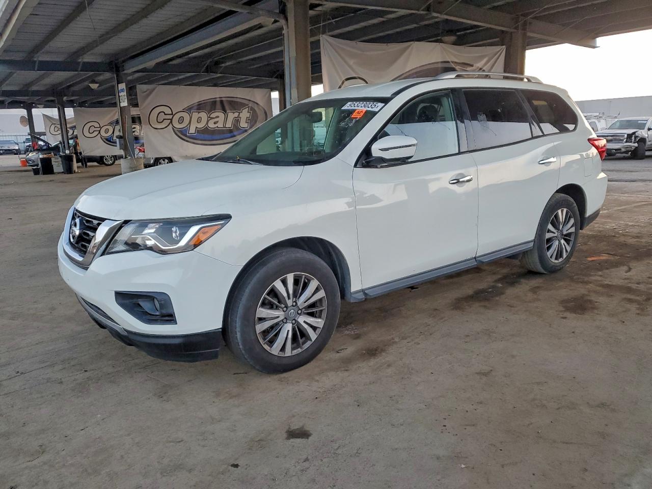 NISSAN PATHFINDER 2018