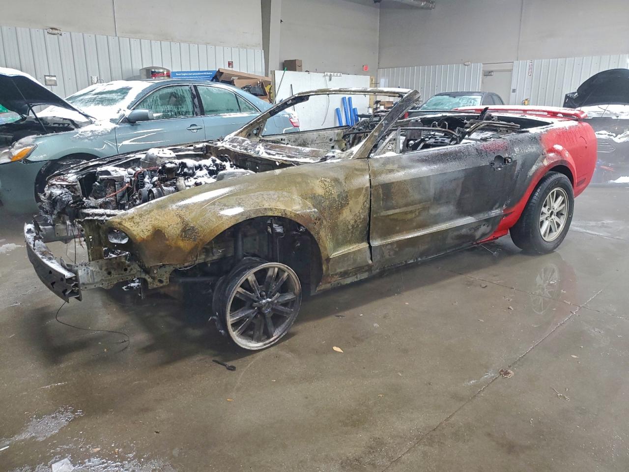 FORD MUSTANG 2007