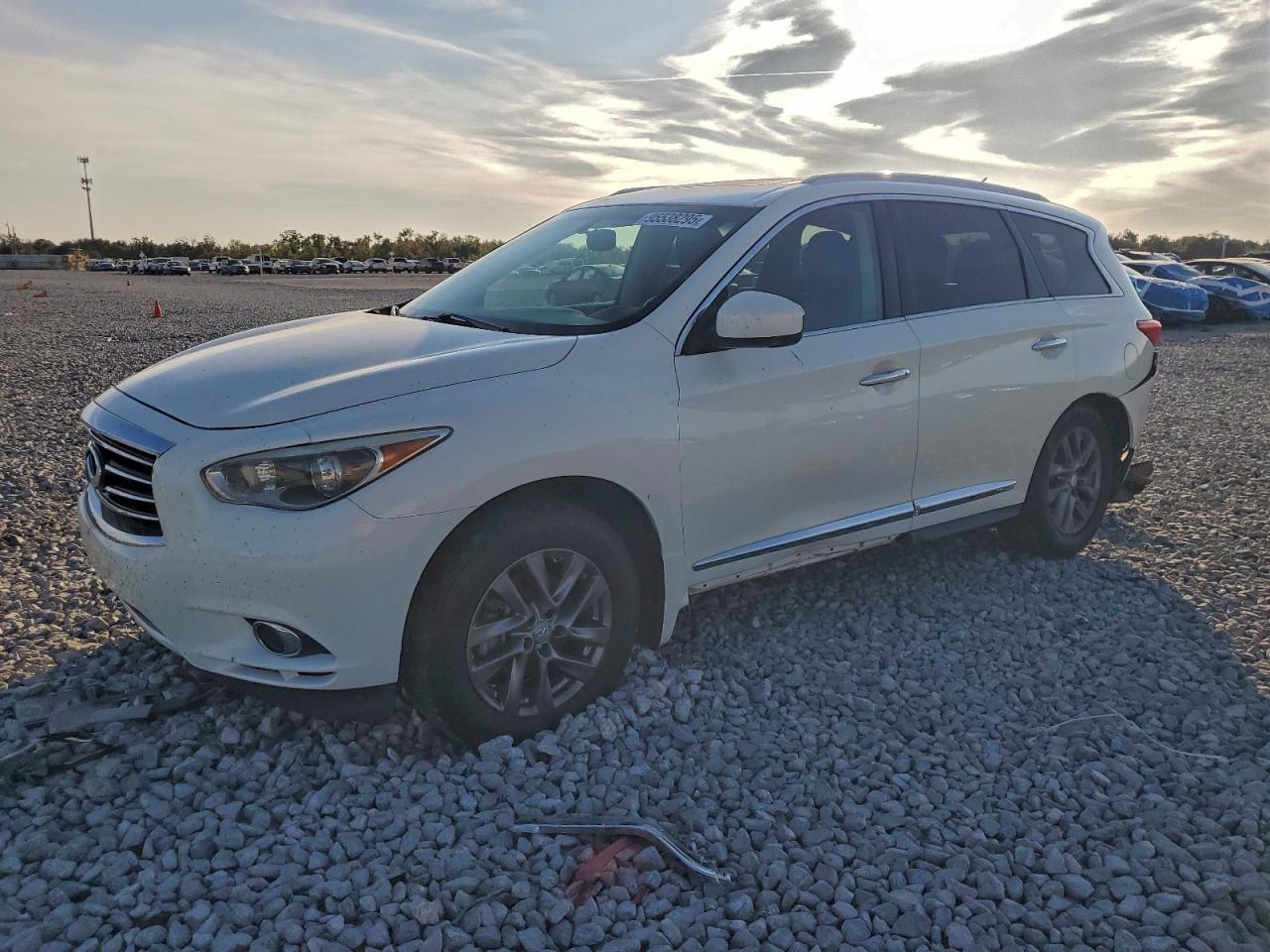 INFINITI JX35 2013