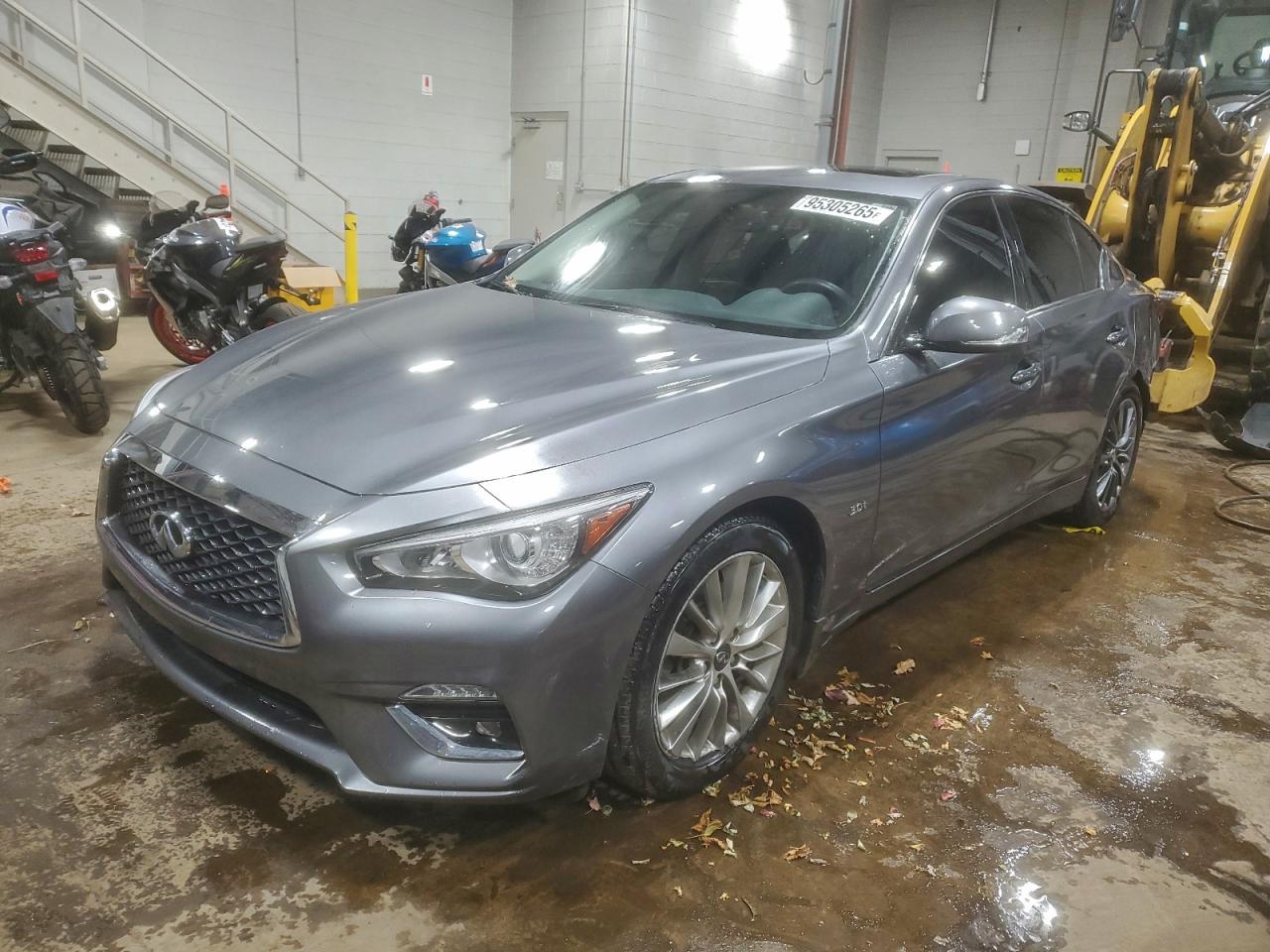 INFINITI Q50 PURE 2020