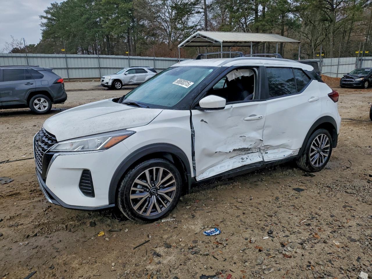 NISSAN KICKS SV 2024