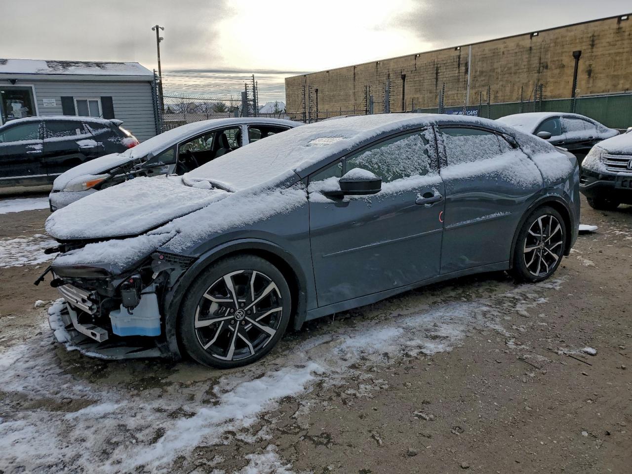 TOYOTA PRIUS PRIME 2024
