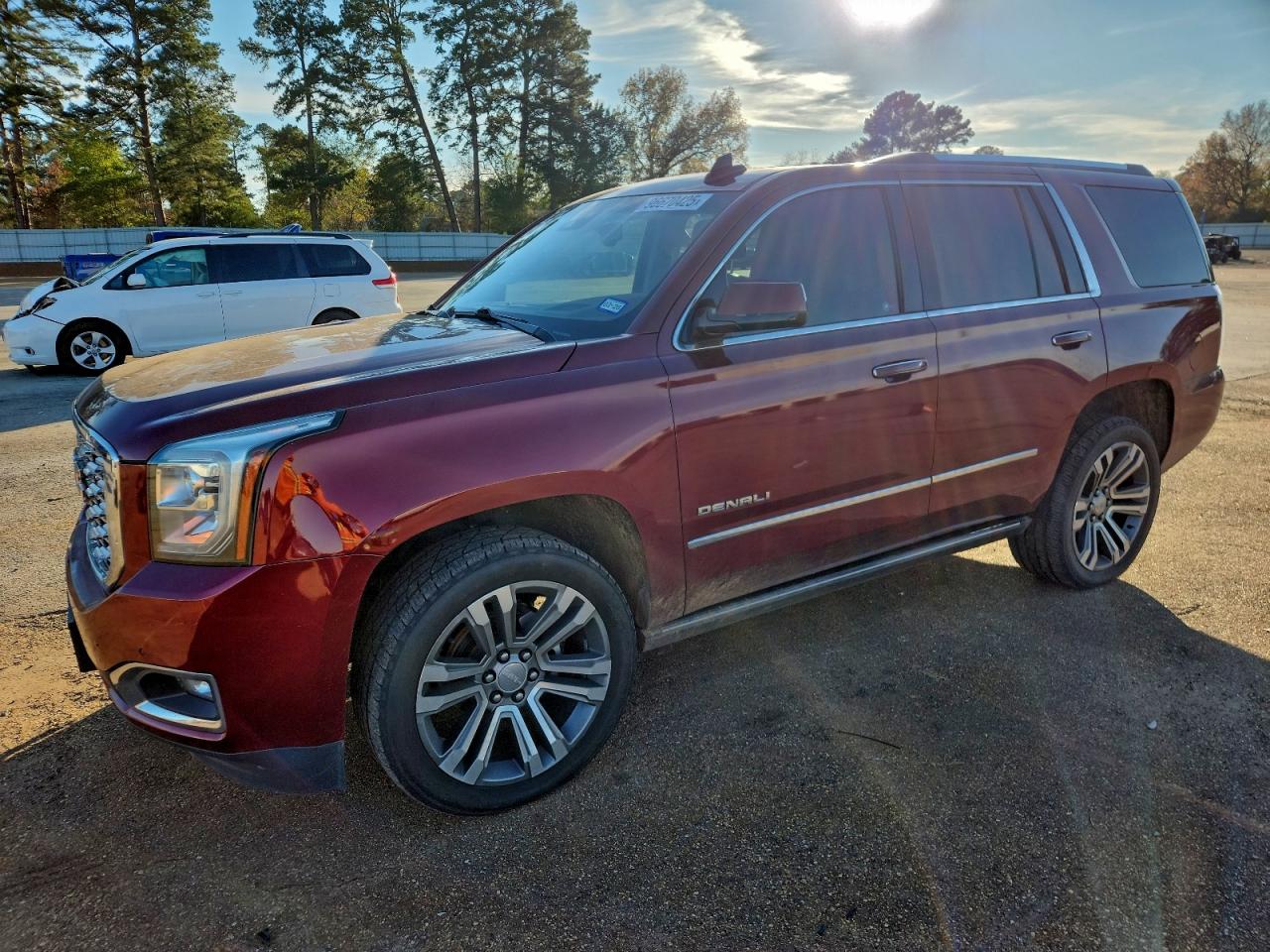 GMC YUKON 2018