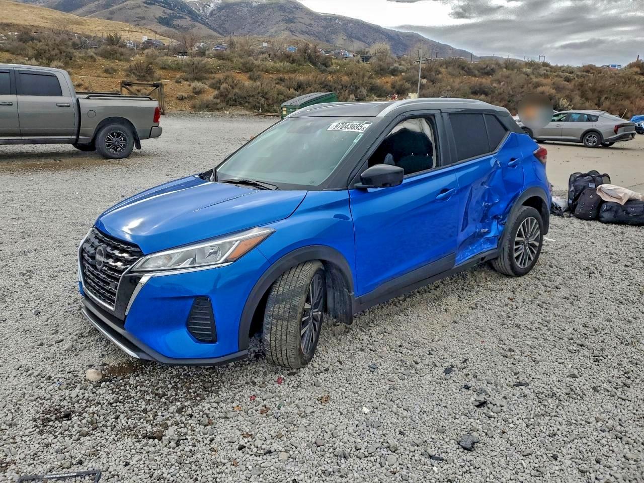 NISSAN KICKS 2023