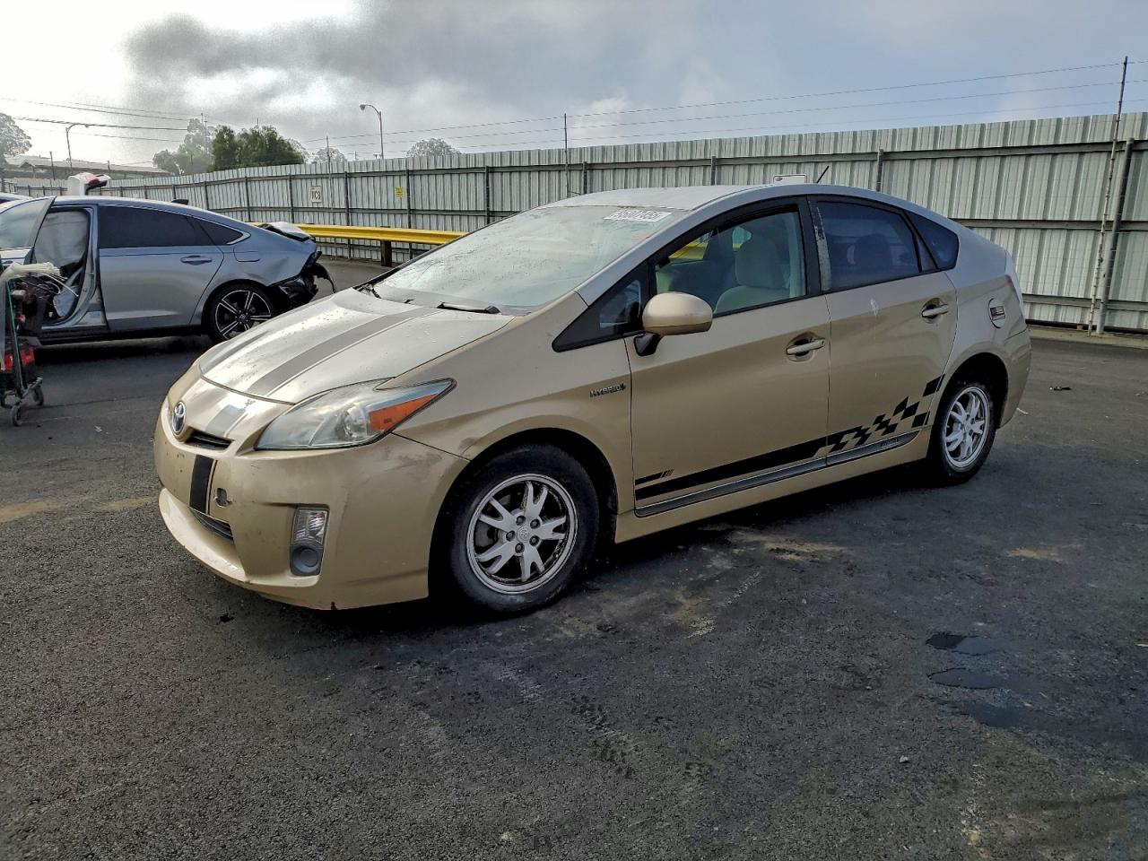 TOYOTA PRIUS 2011