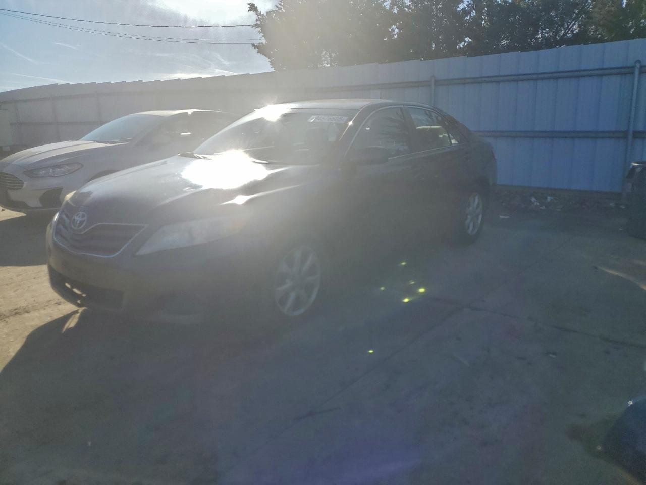 TOYOTA CAMRY BASE 2011