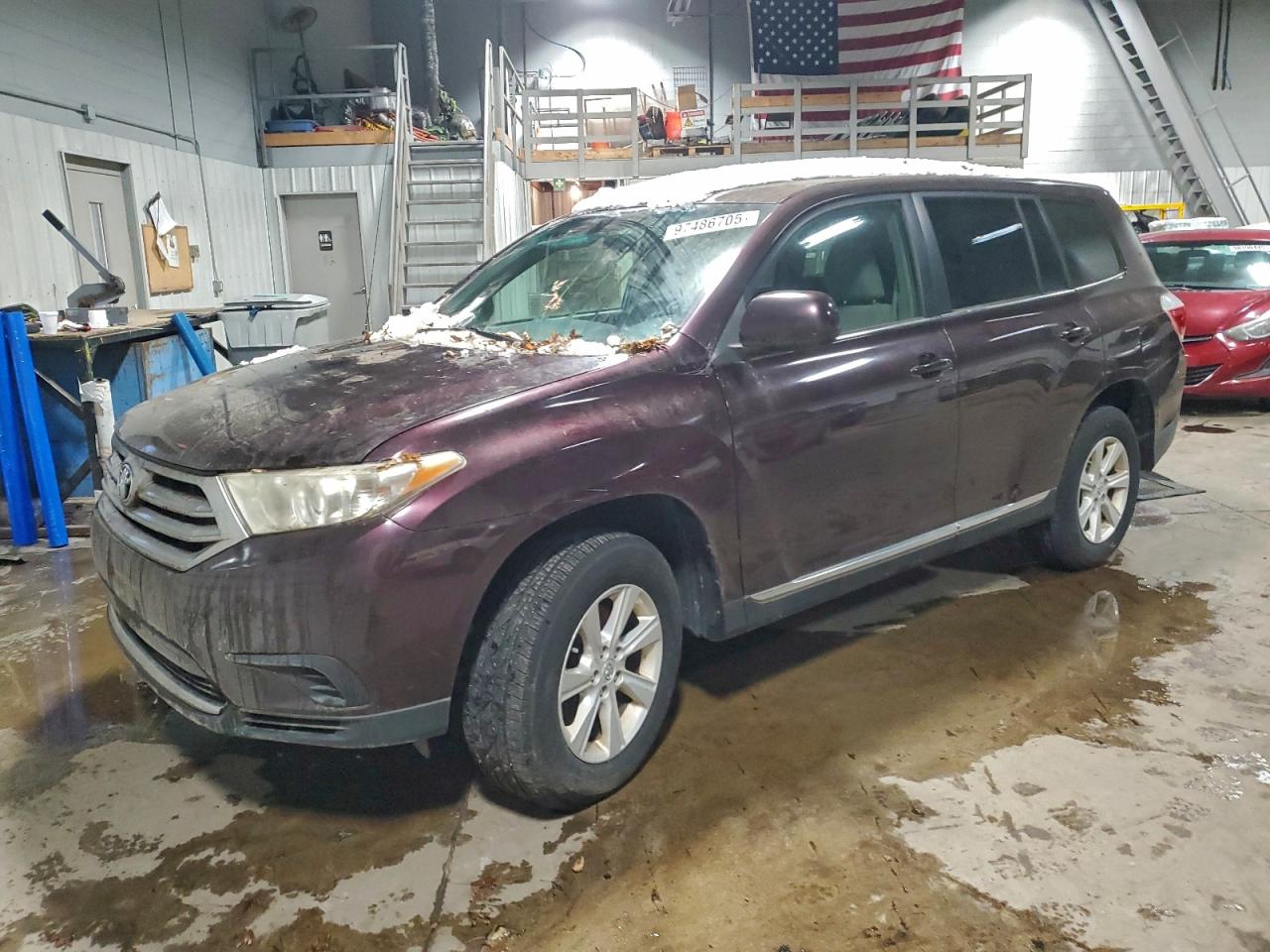 TOYOTA HIGHLANDER 2011