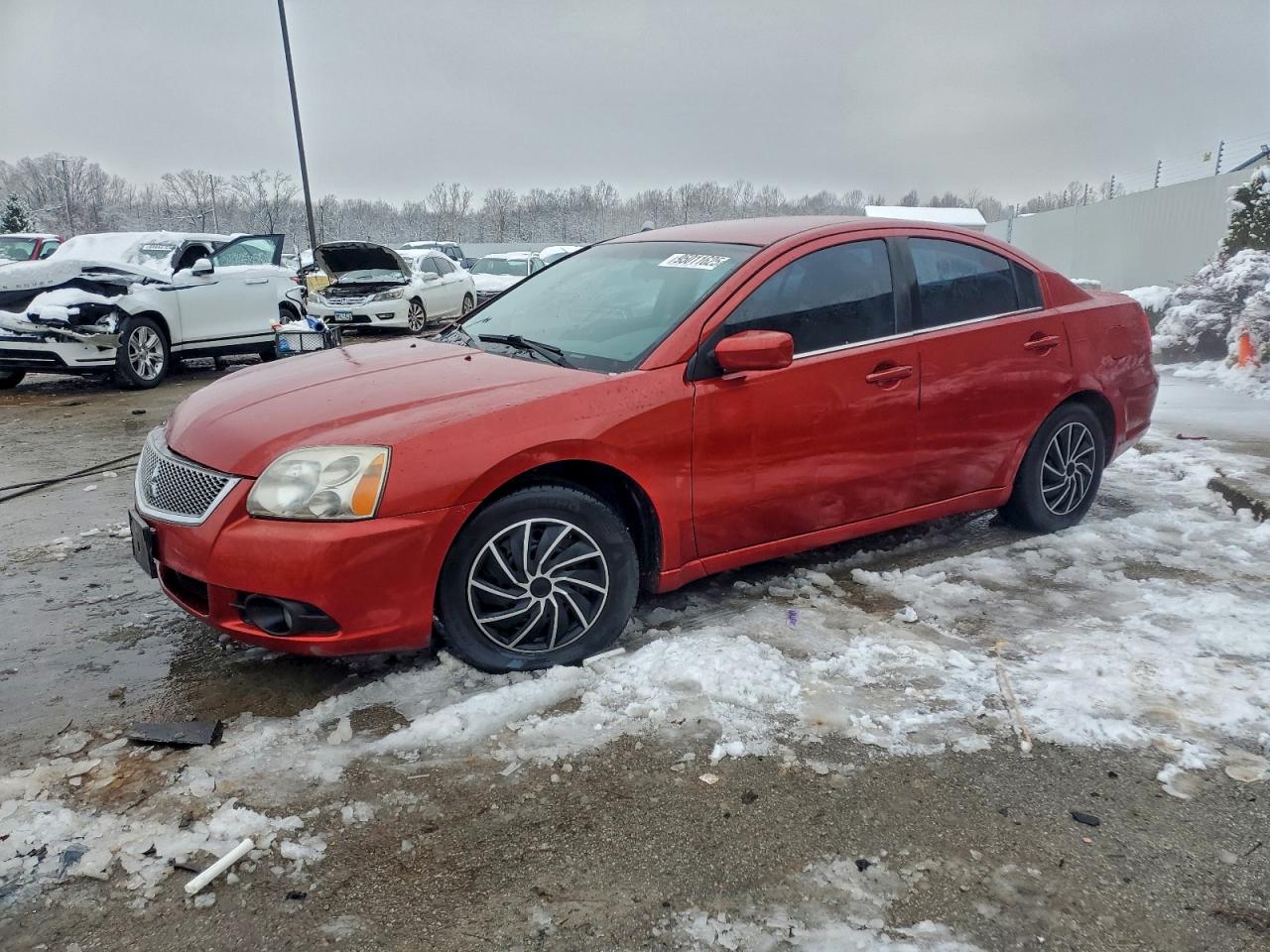 MITSUBISHI GALANT ES 2012