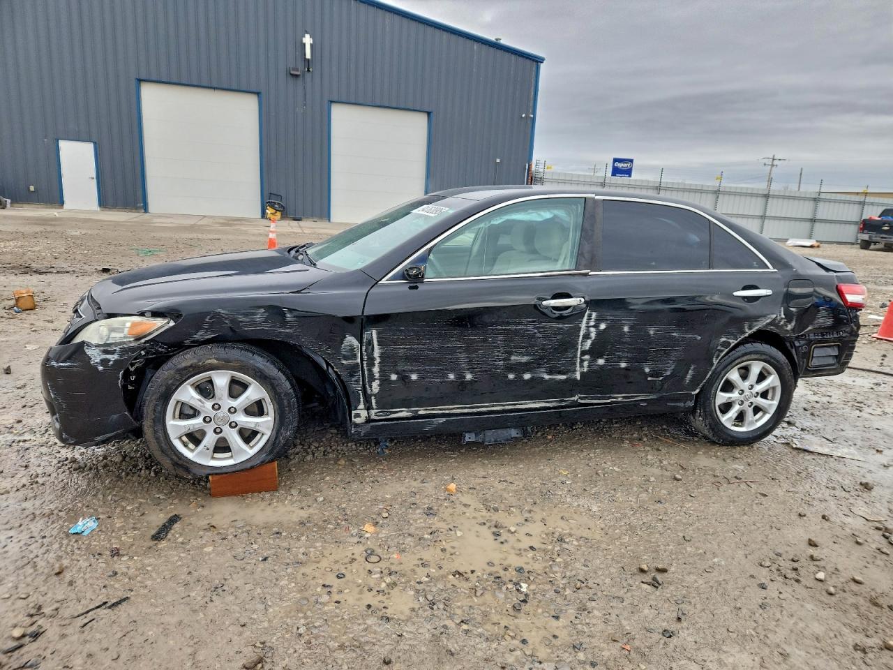 TOYOTA CAMRY 2011