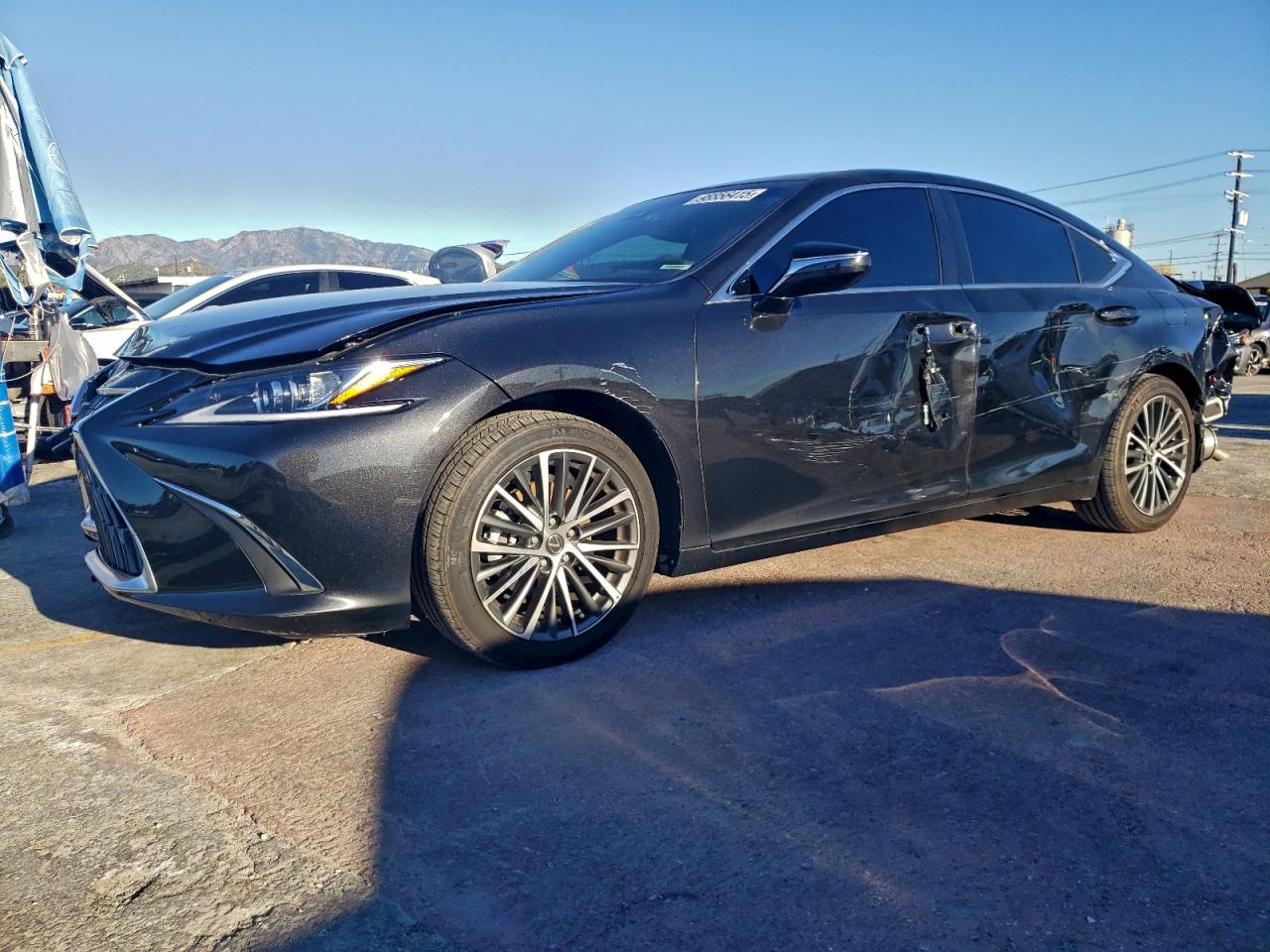 LEXUS ES 2025