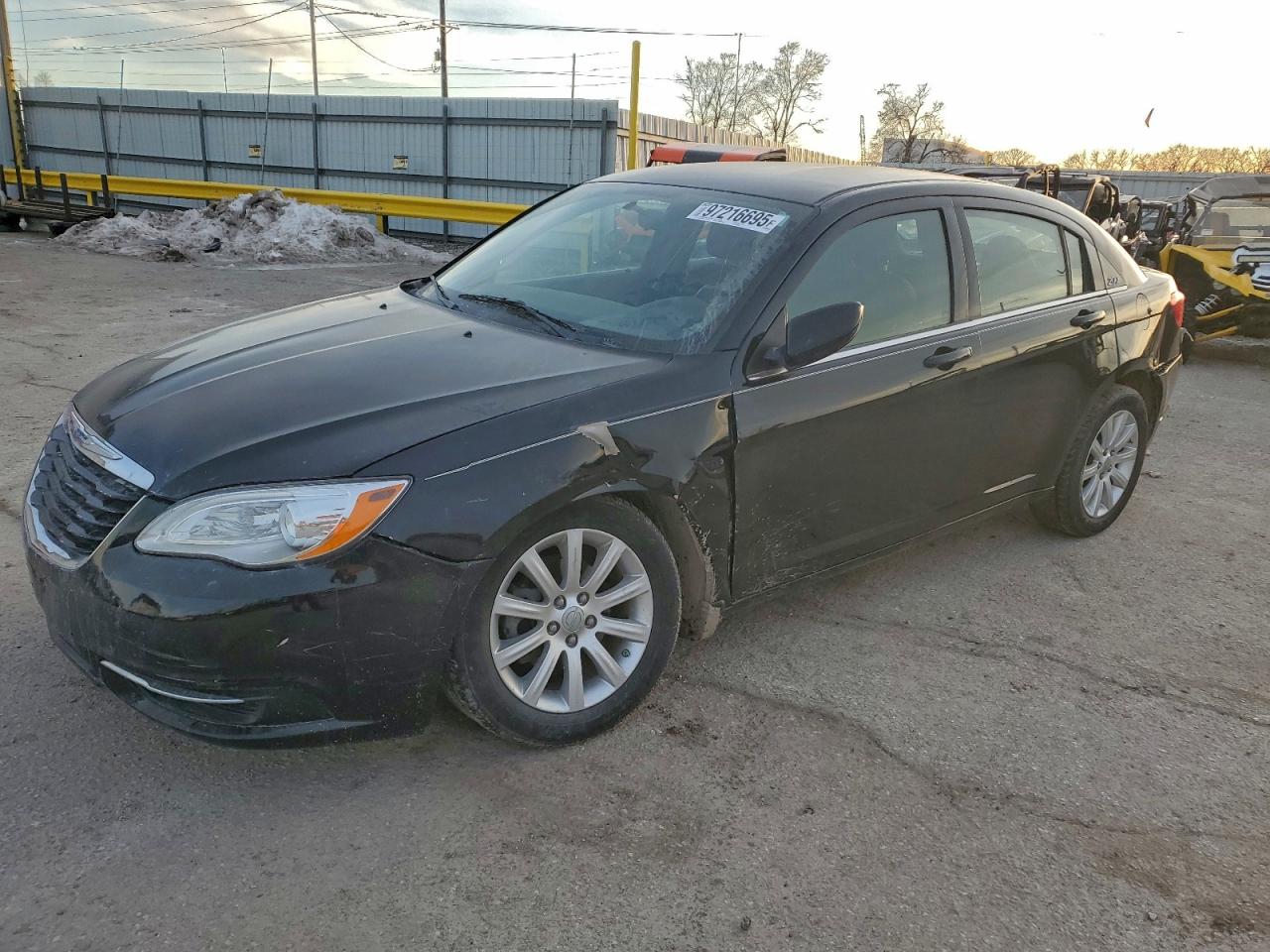 CHRYSLER 200 2013