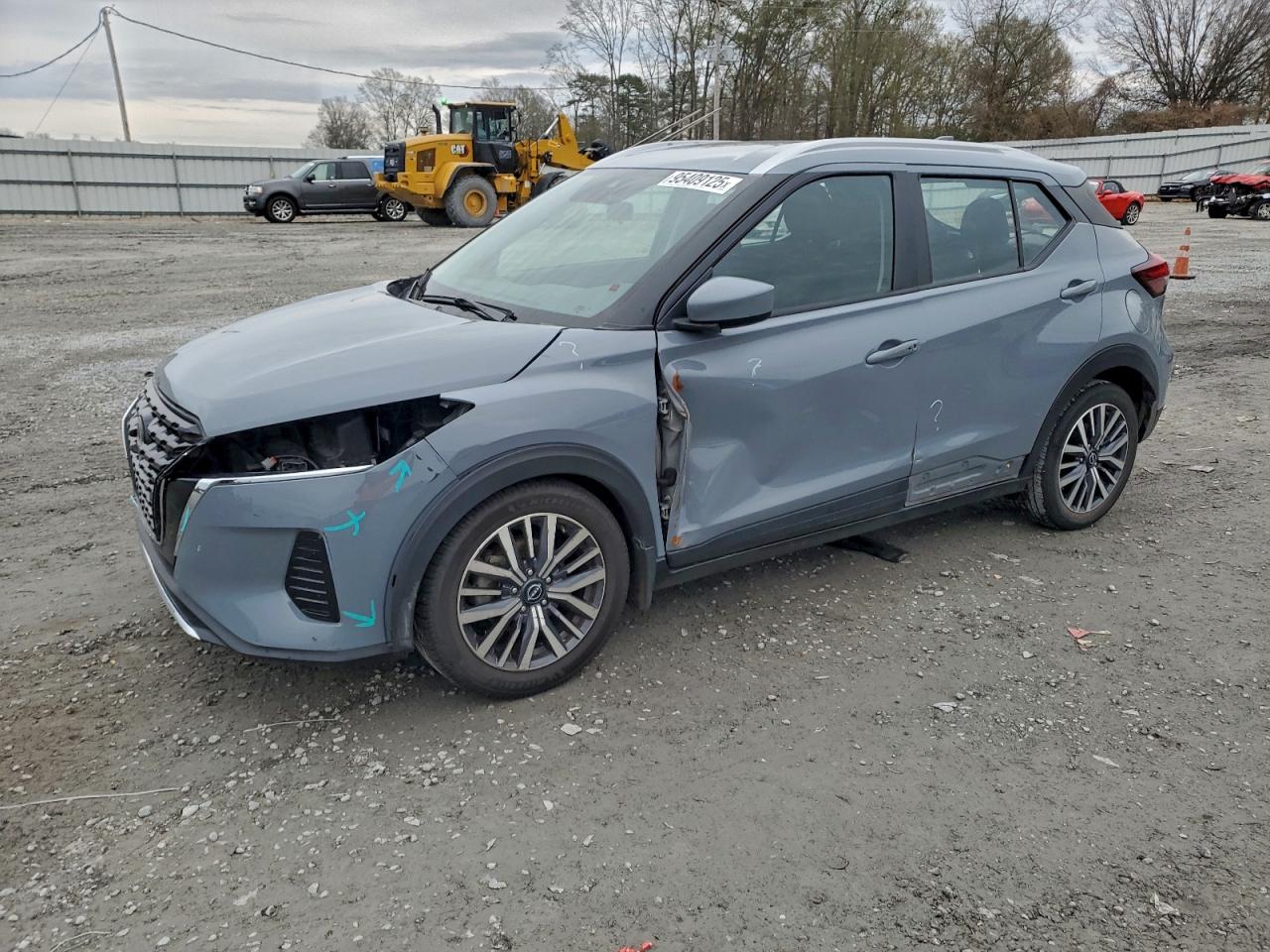 NISSAN KICKS 2023
