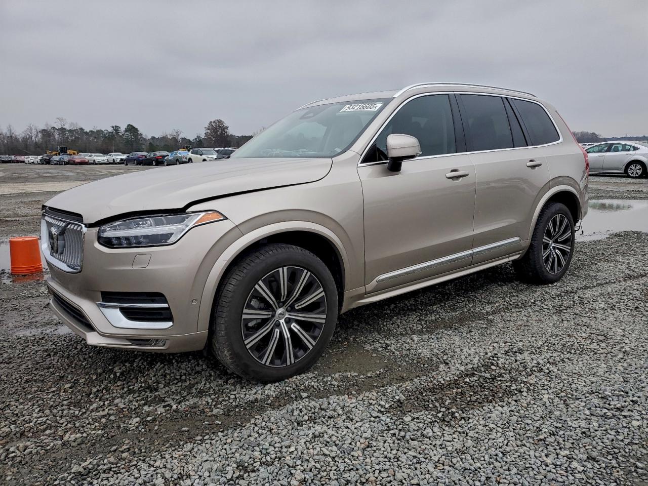 VOLVO XC90 2024