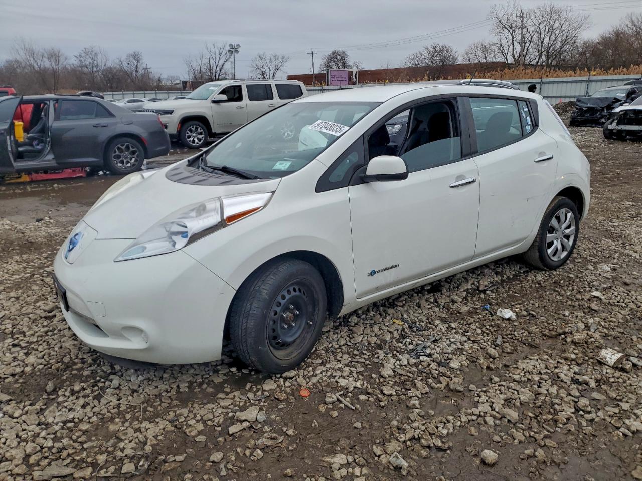 NISSAN LEAF 2013